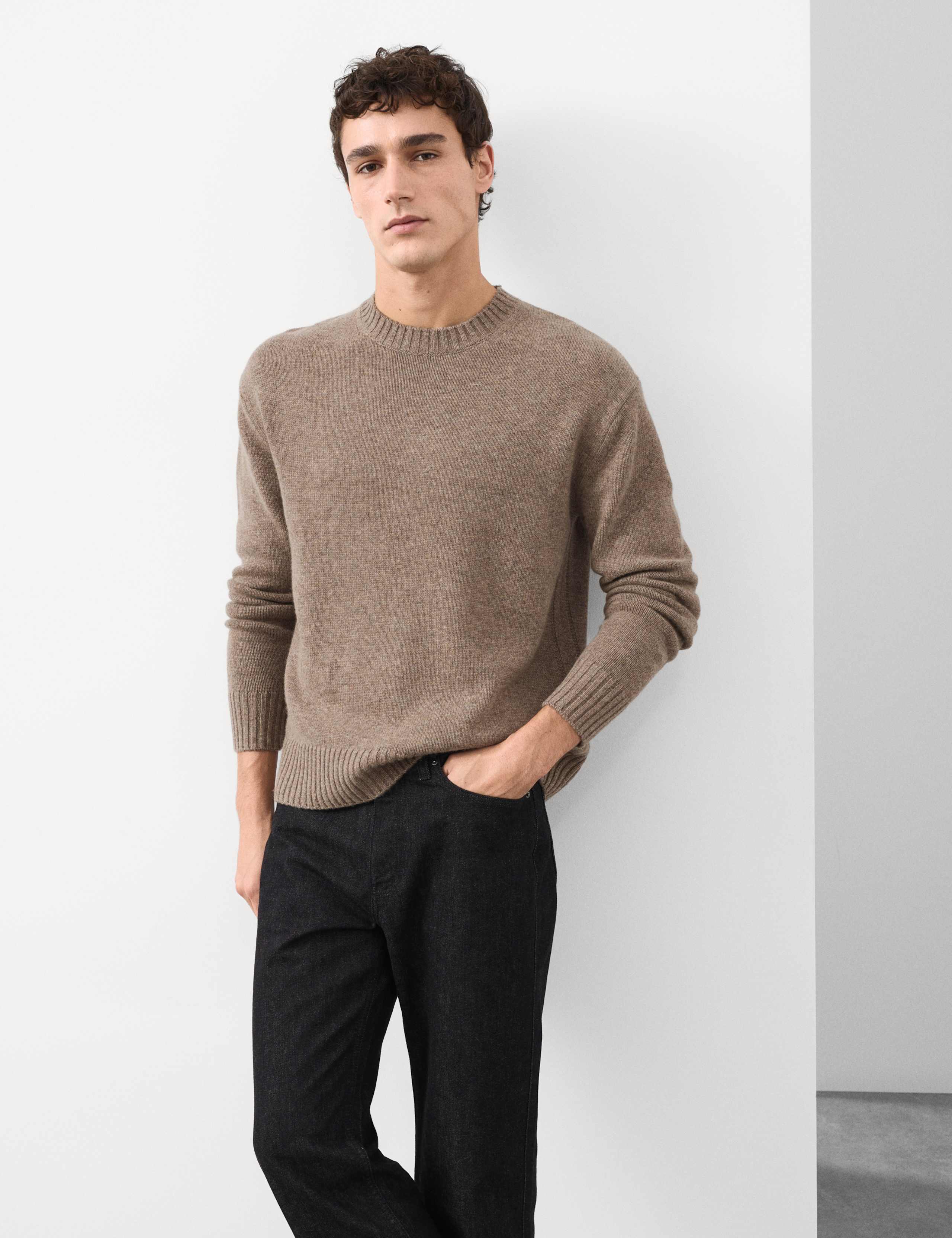Cashmere and Wool Blend Crew Neck Jumper