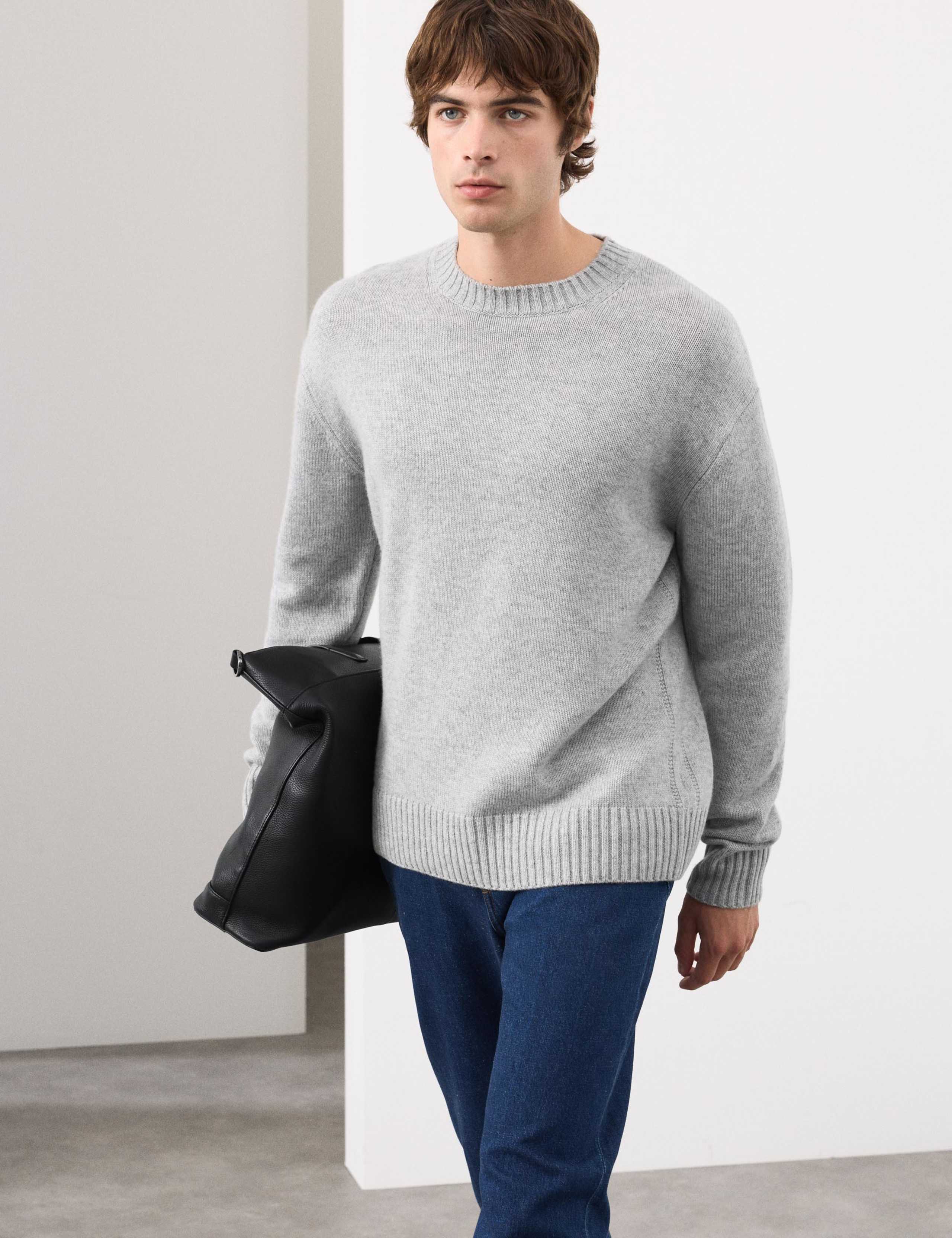 Cashmere and Wool Blend Crew Neck Jumper