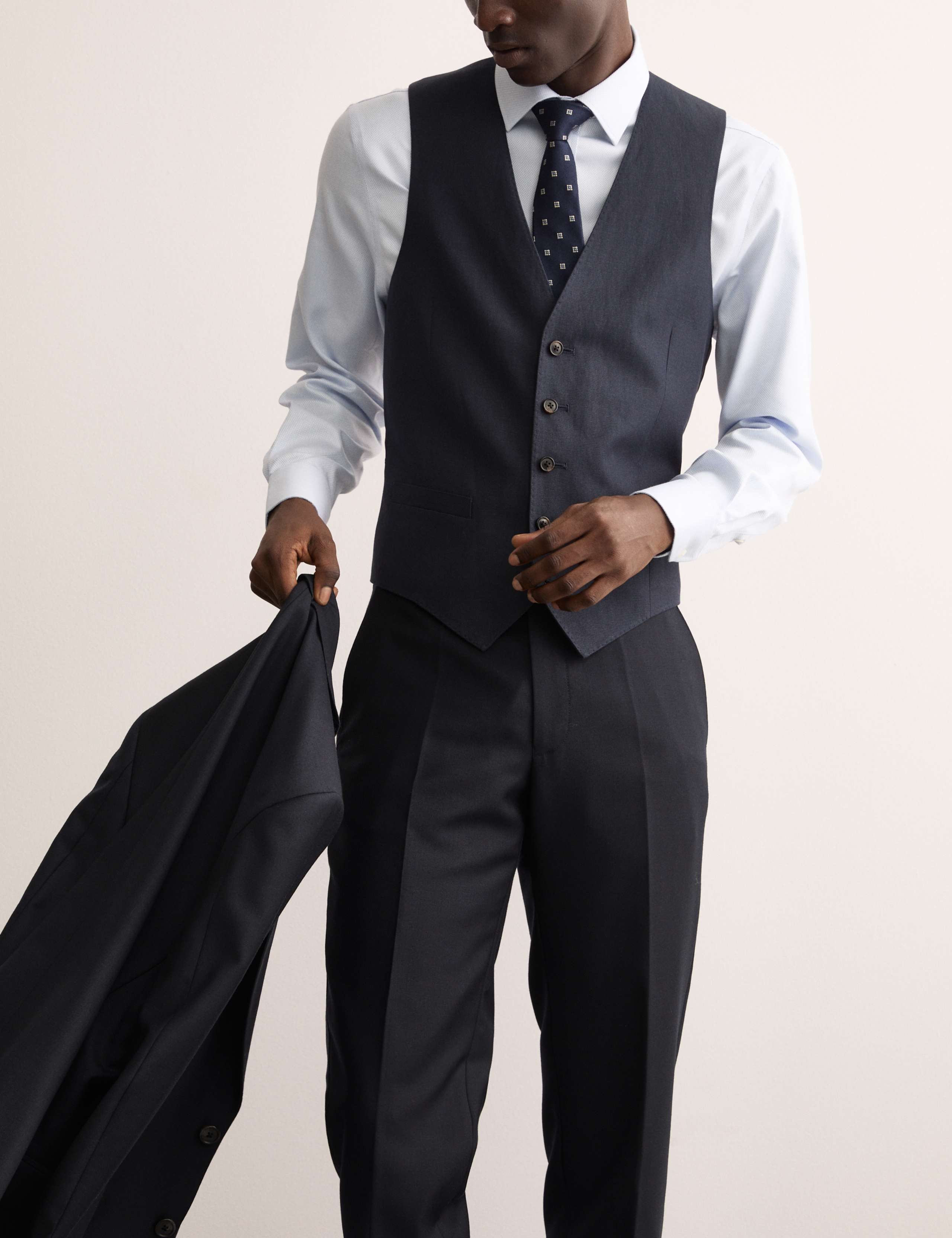 Tailored Fit Silk & Linen Blend Waistcoat