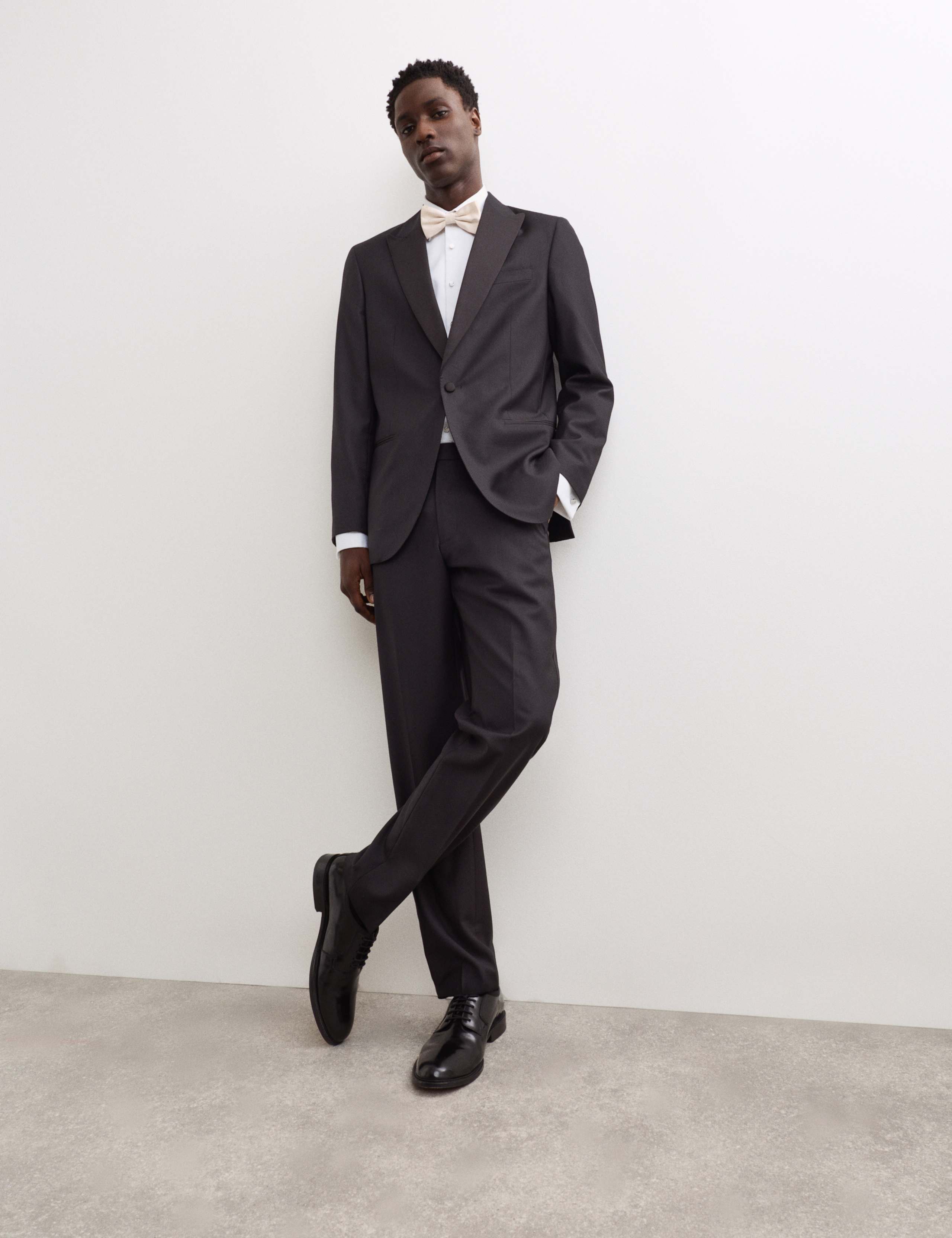 2 Piece Tailored Fit Pure Wool Tuxedo Suit 5 of 6