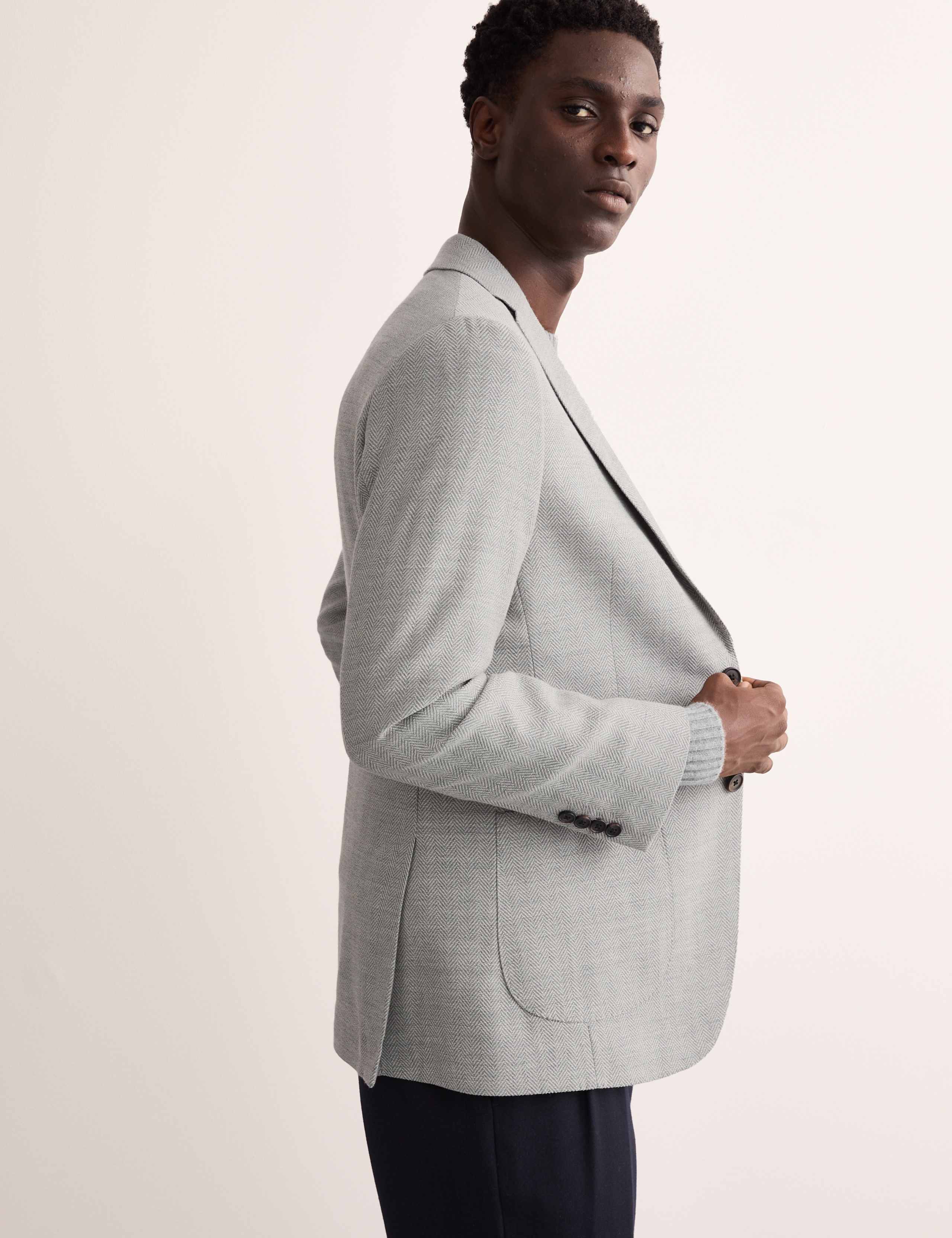 Tailored Fit Wool Herringbone Blazer