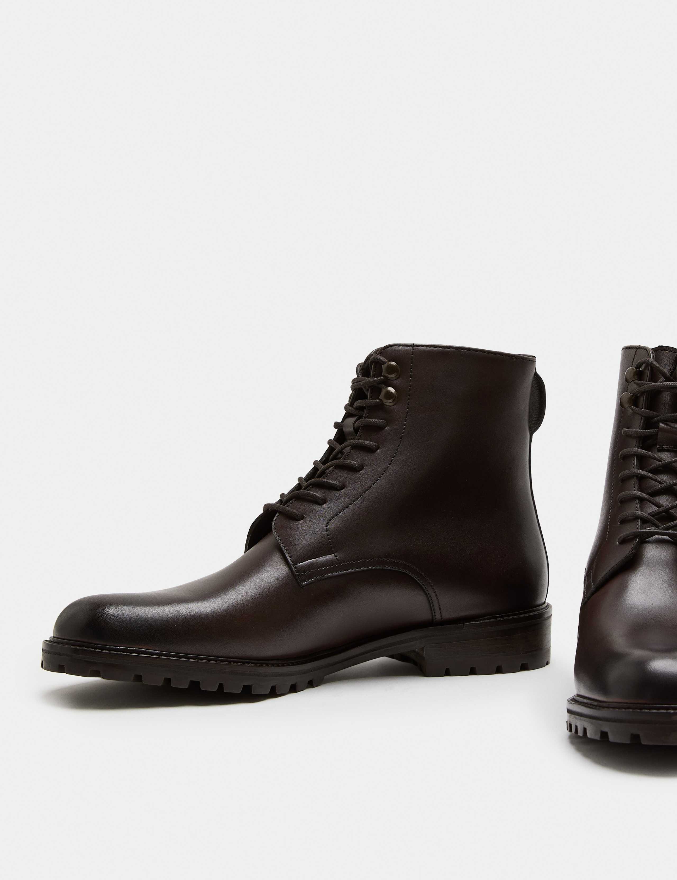 Leather Lace Up Casual Boots