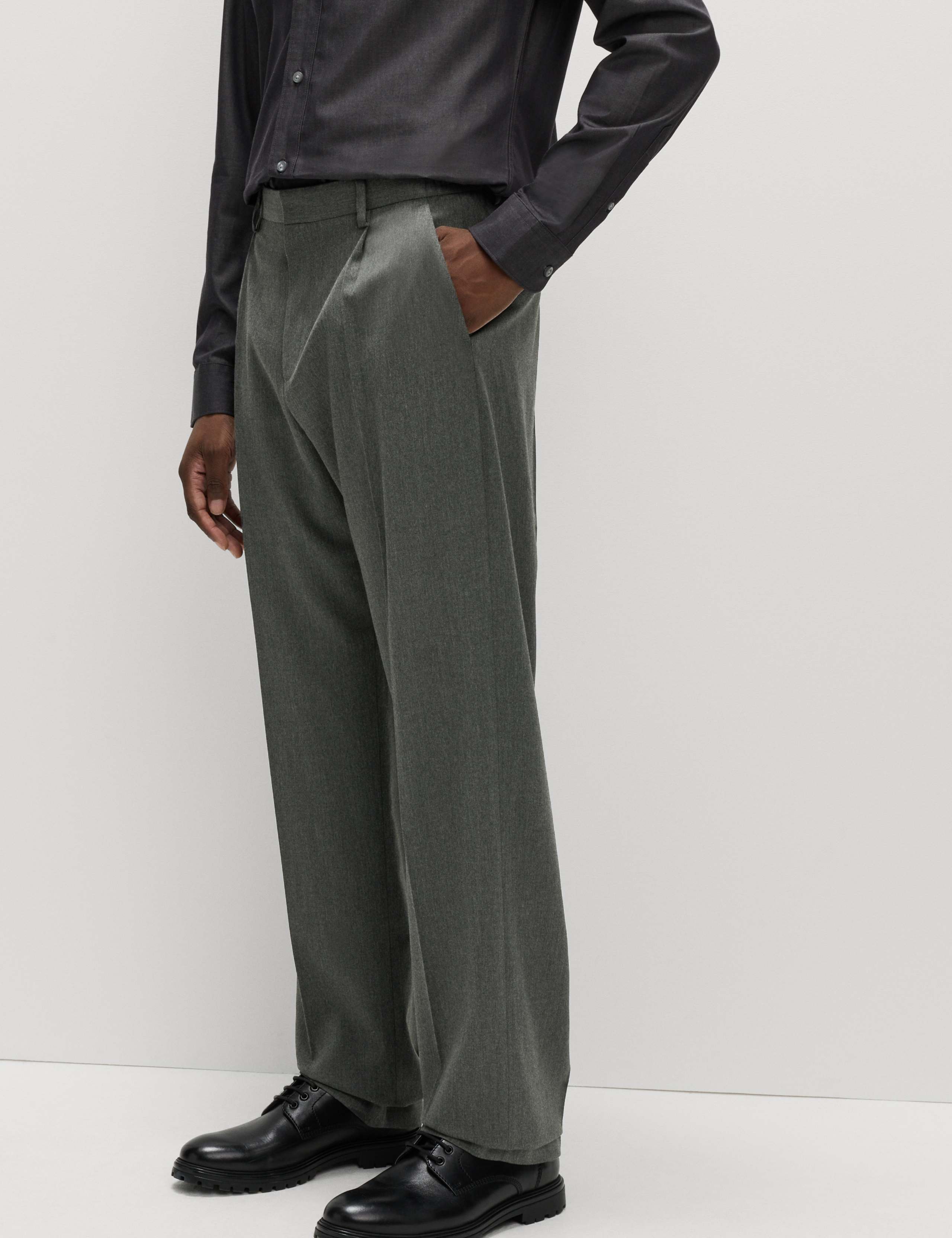 Relaxed Fit Single Pleat Trousers