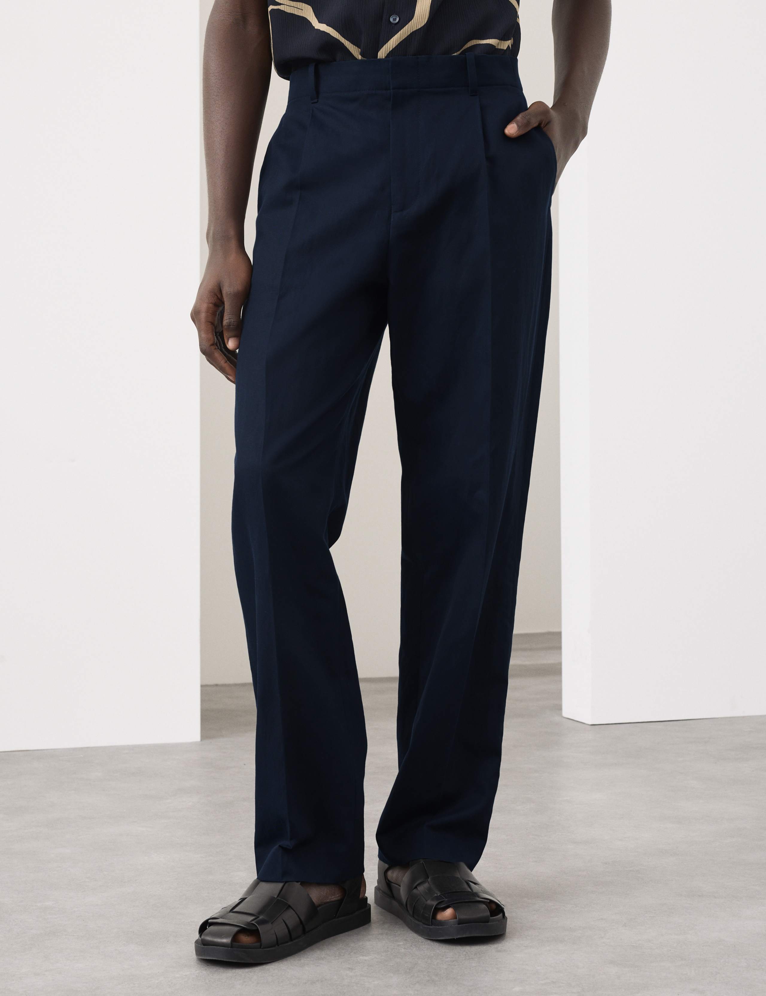 Relaxed Fit Lyocell Rich Pleat Front Trousers
