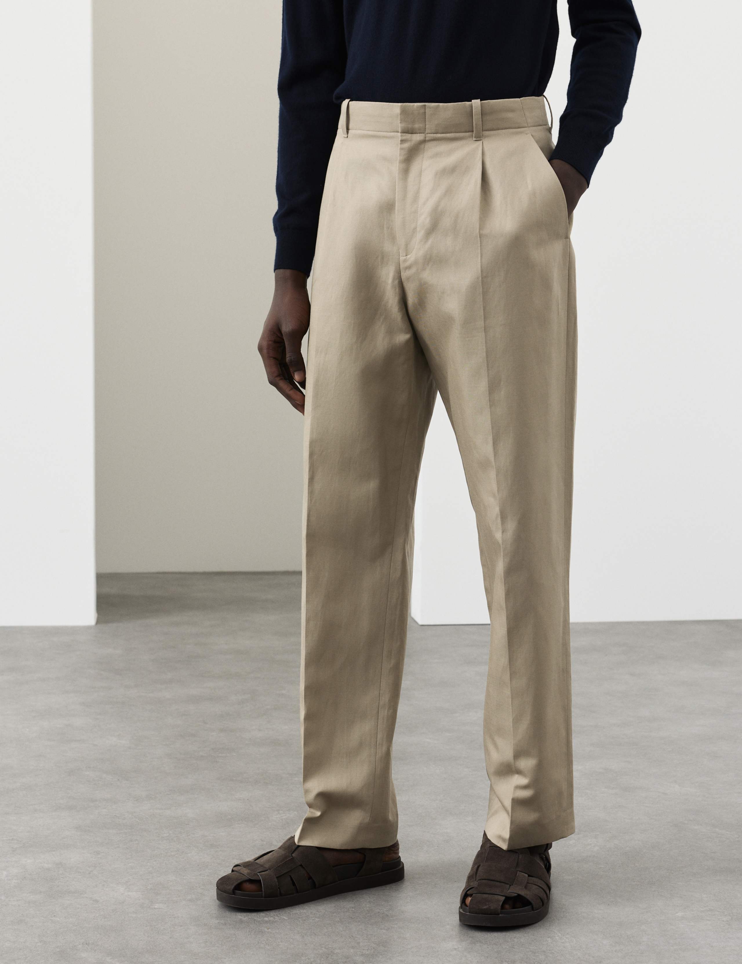Relaxed Fit Lyocell Rich Pleat Front Trousers