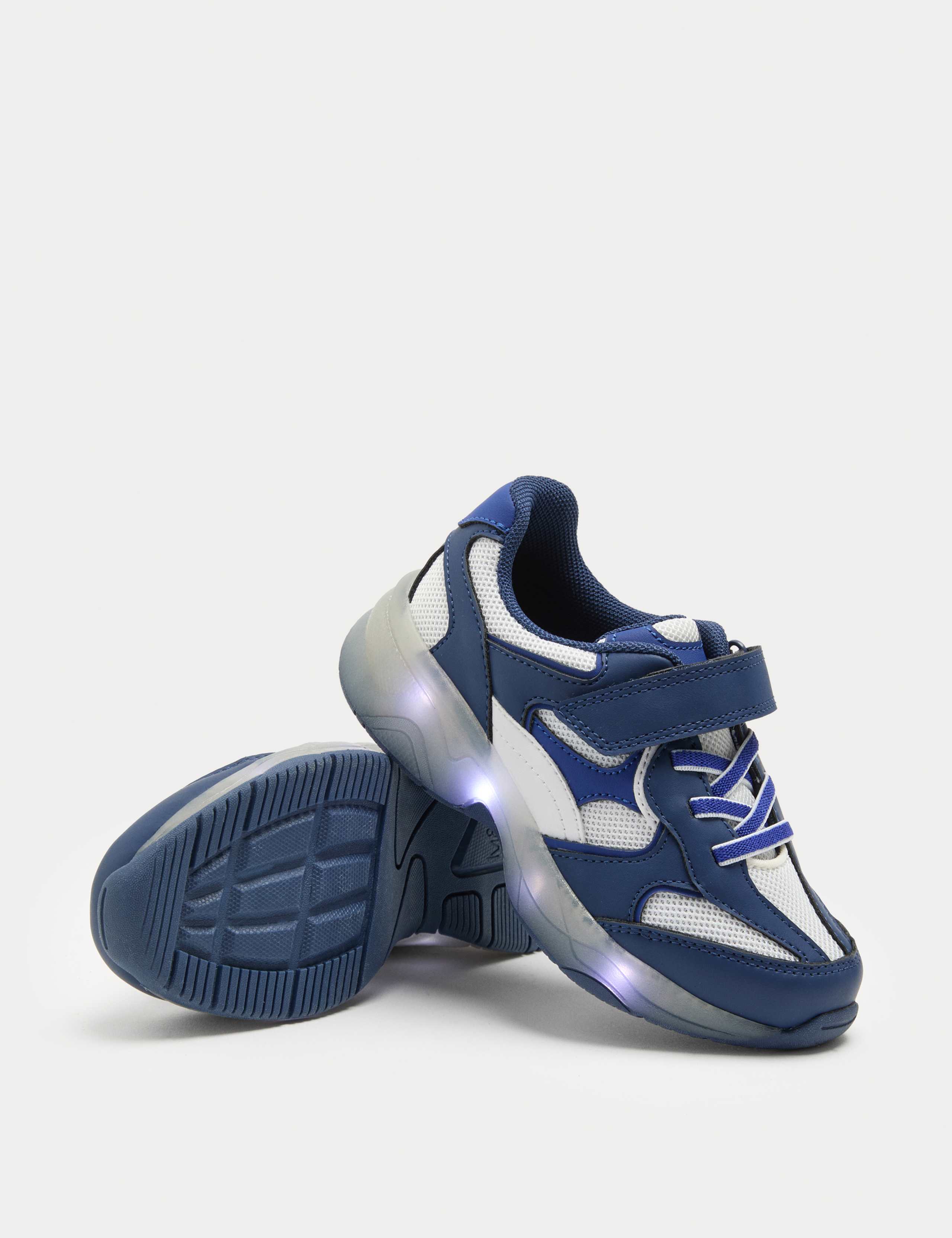 Chunky Light Up Trainers (4 Small - 2 Large)