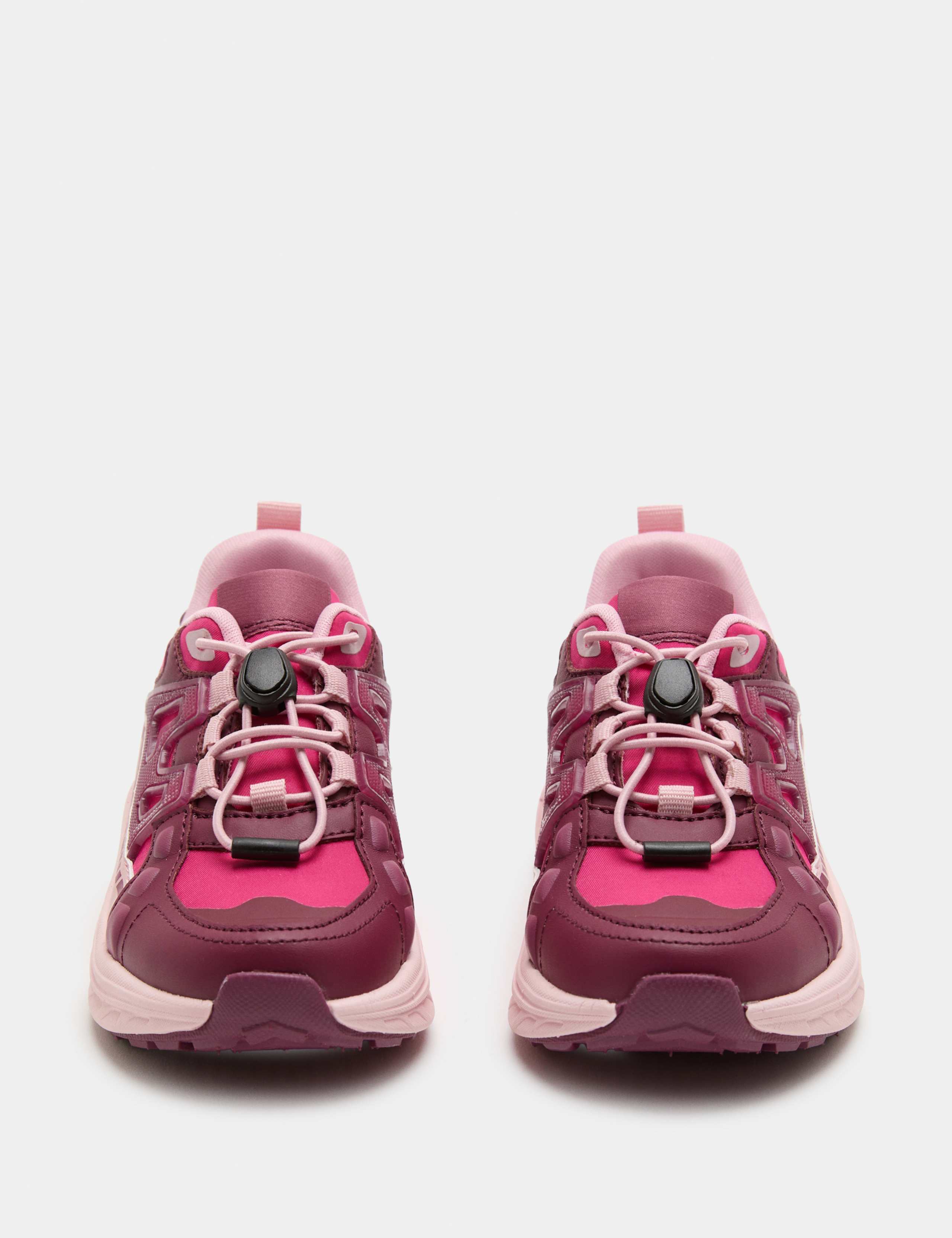 Kids’ Freshfeet™ Toggle Trainers (4 Small-2 Large)