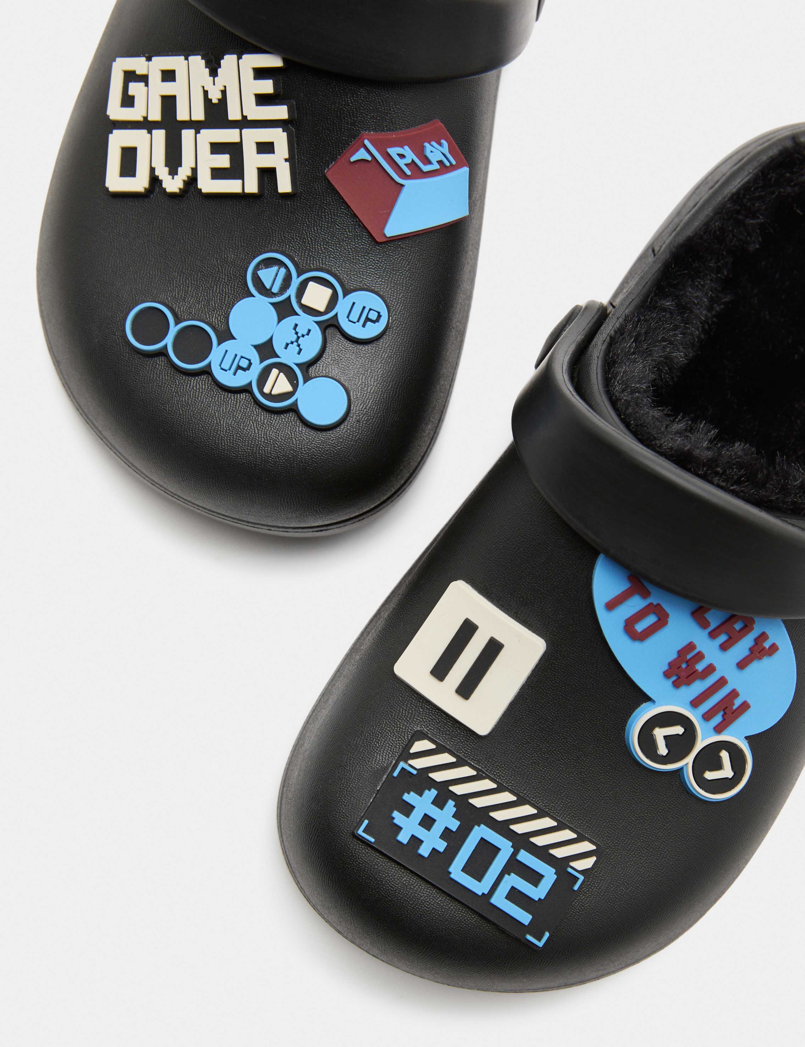 Kids' Badged Faux Fur Lined Clogs (4 Small - 2 Large)