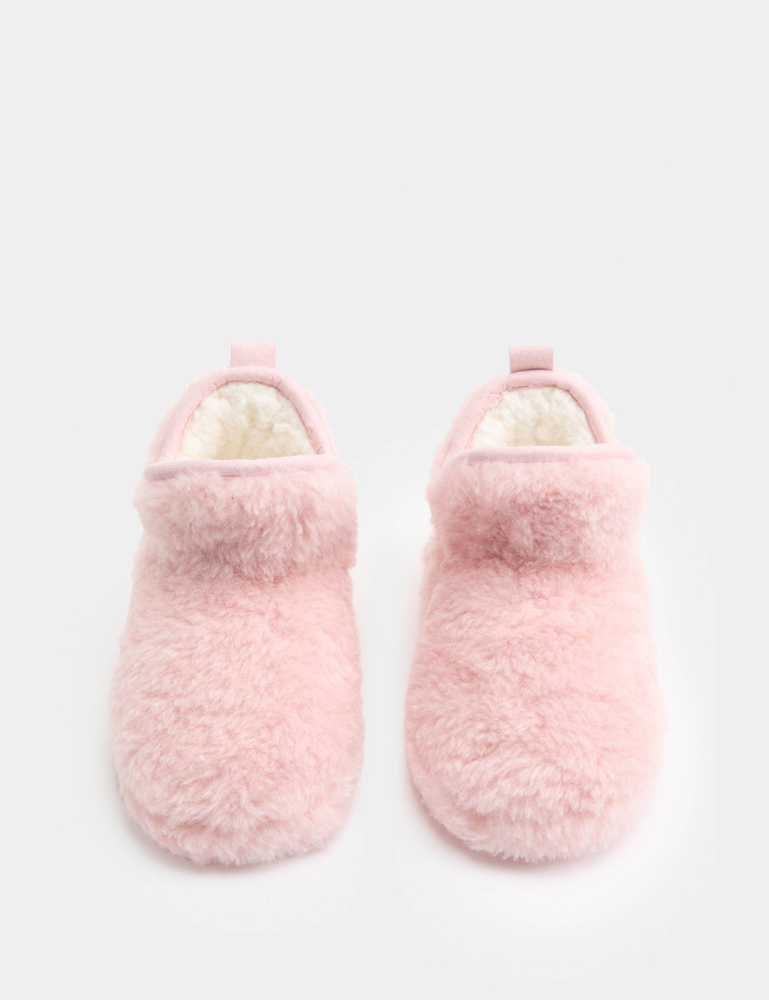 Kids' Borg Slipper Boots (4 Small-7 Large)