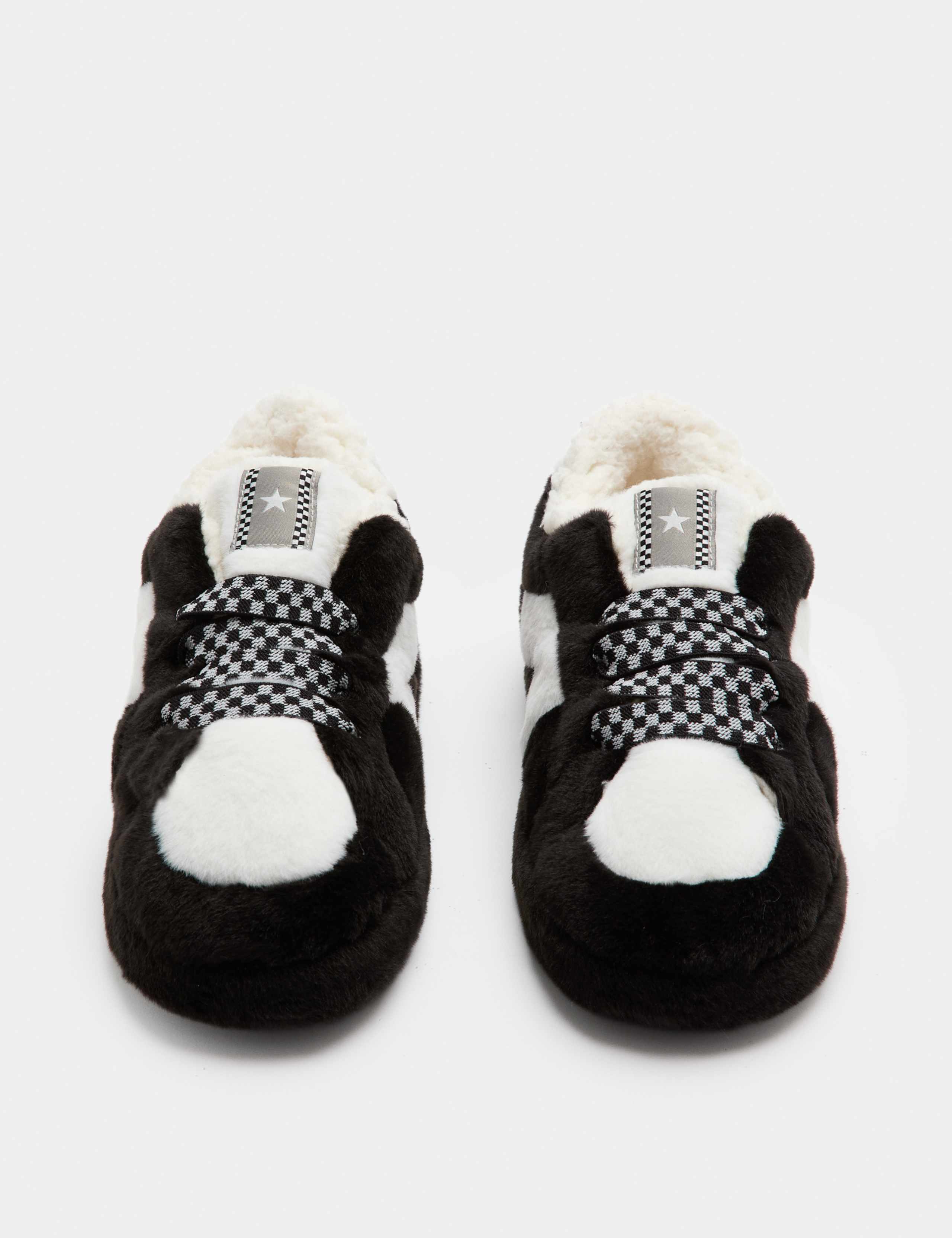 Kids’ 3D Trainer Slippers (4 Small-7 Large)