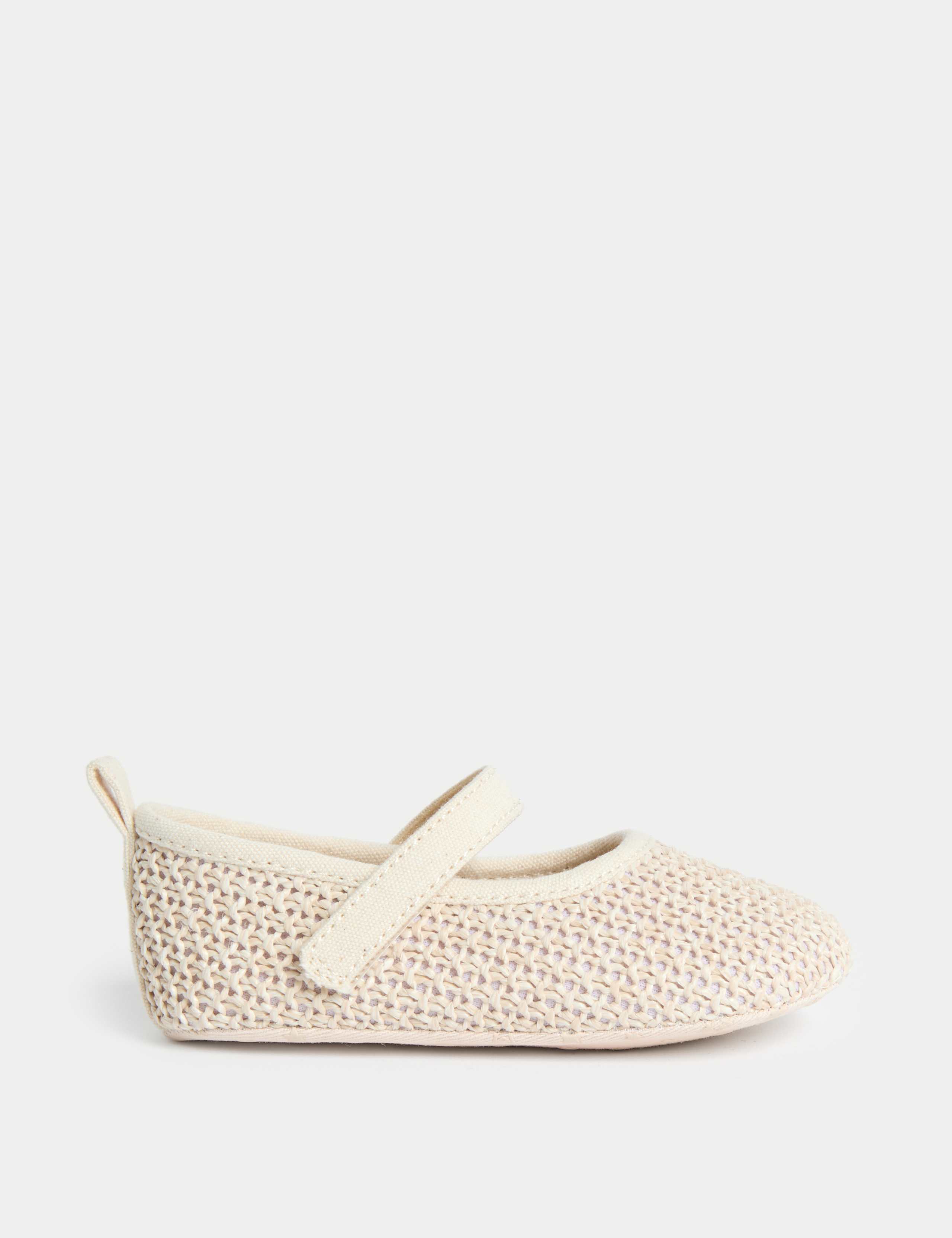 Kids' Knitted Ballet Pram Shoes (0-18 Mths)