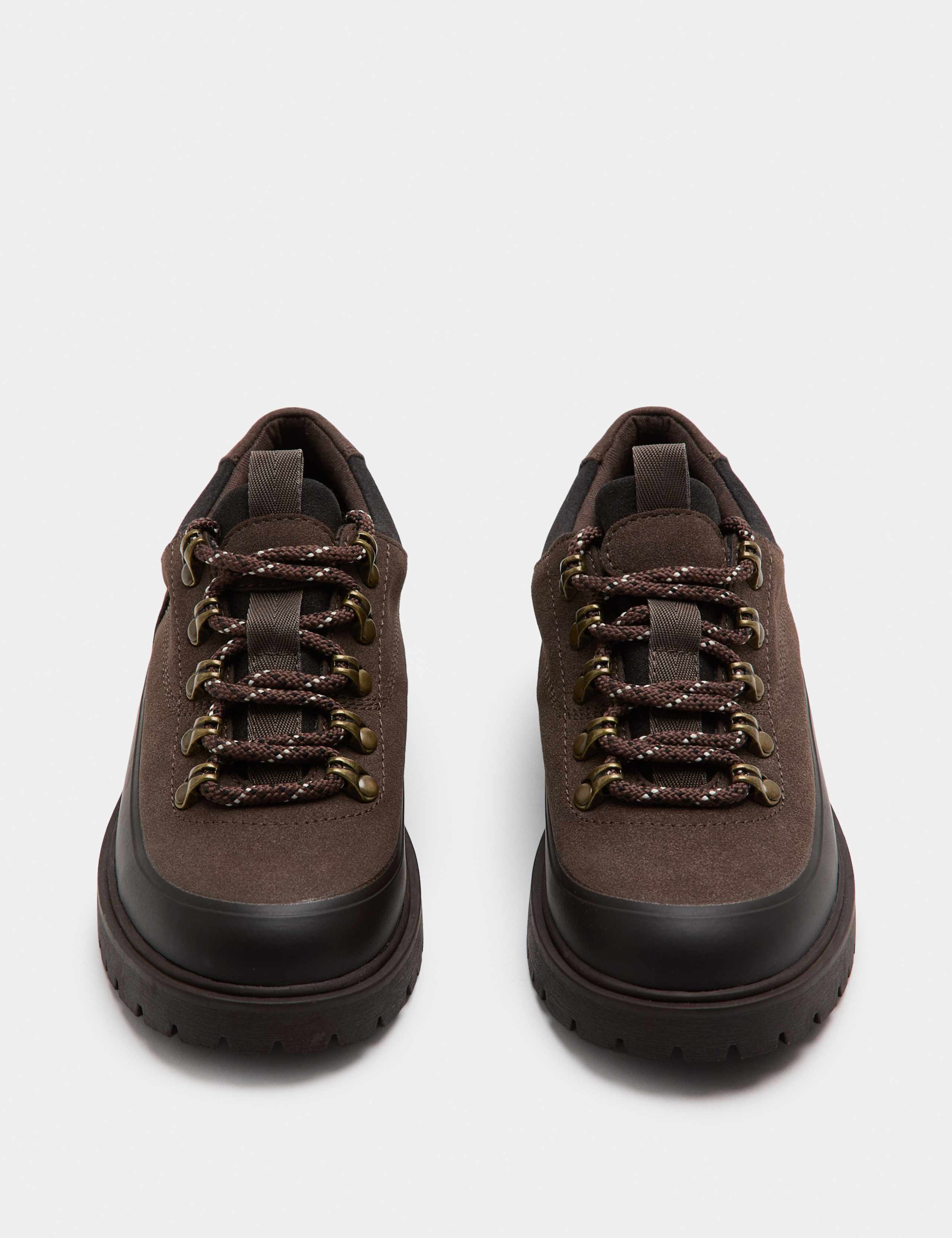 Kids' Chunky Hiker Shoes (4 Small - 7 Large)