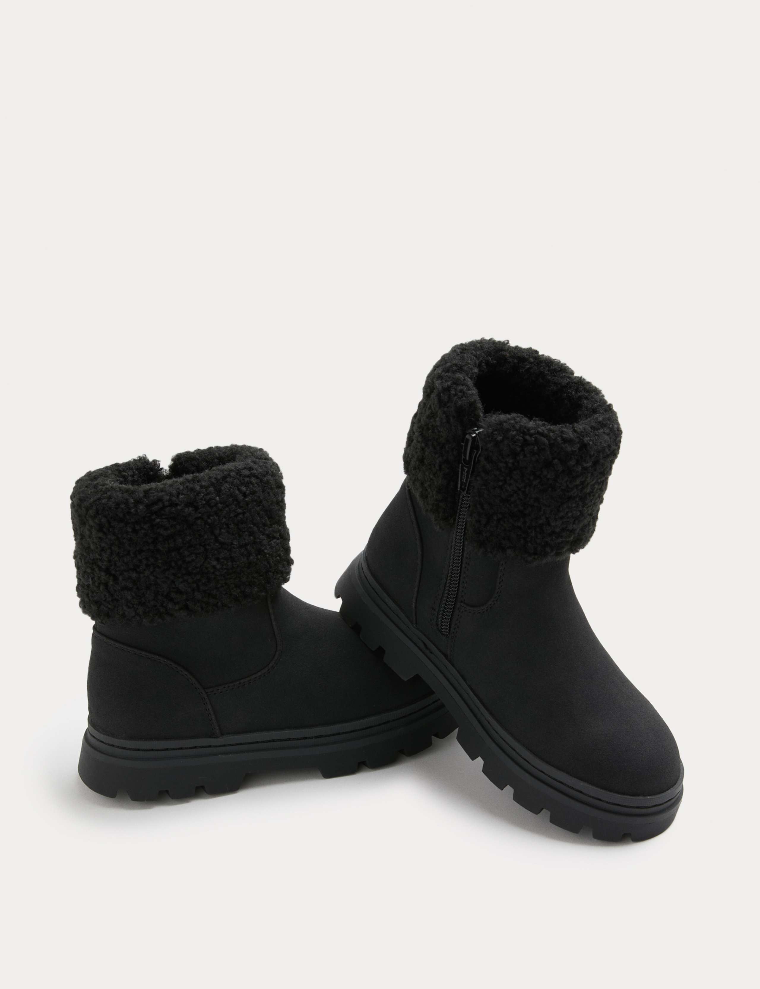 Kids' Borg Cuff Ankle Boots (4 Small - 2 Large)