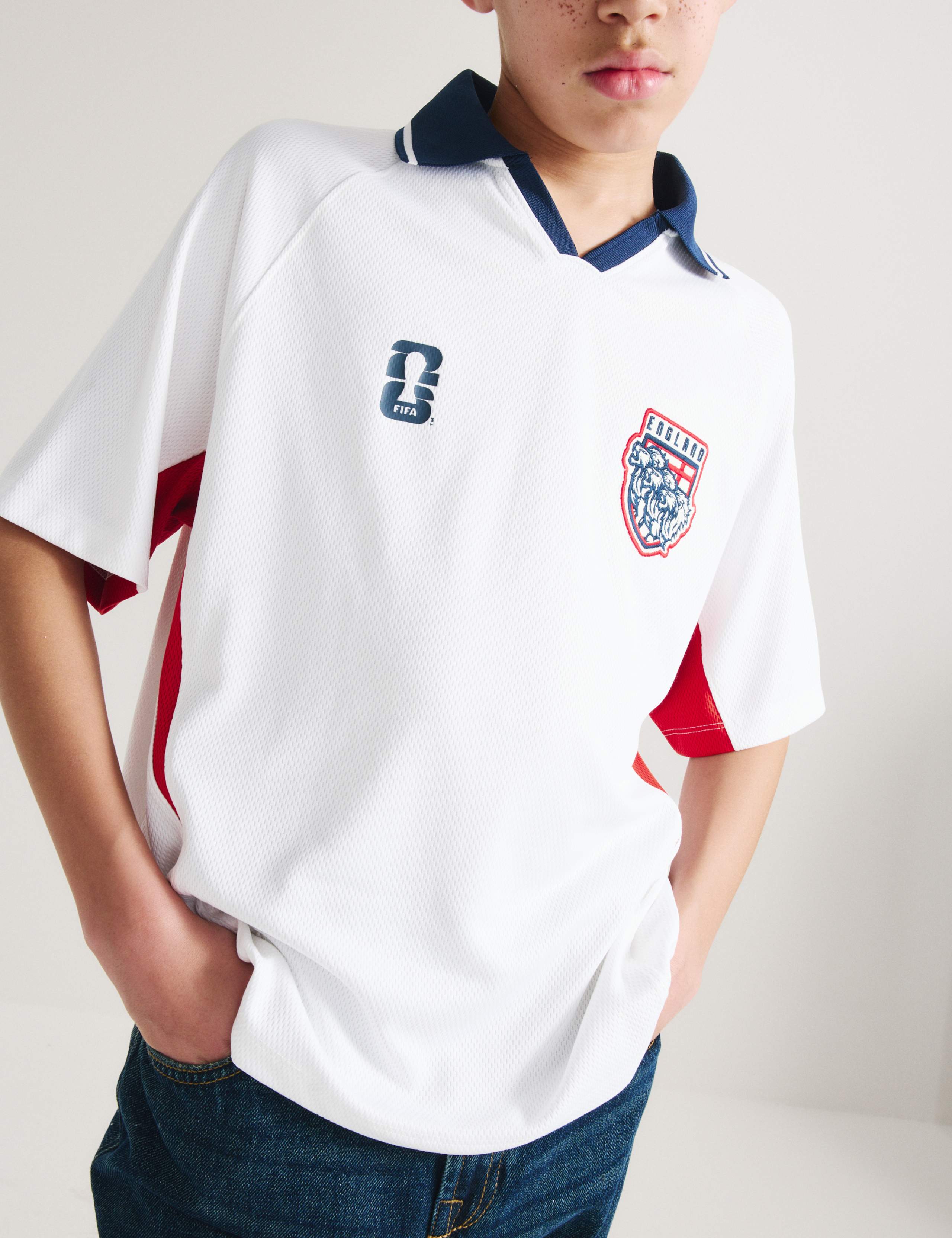 FIFA England Football T-Shirt (2-16 Yrs)