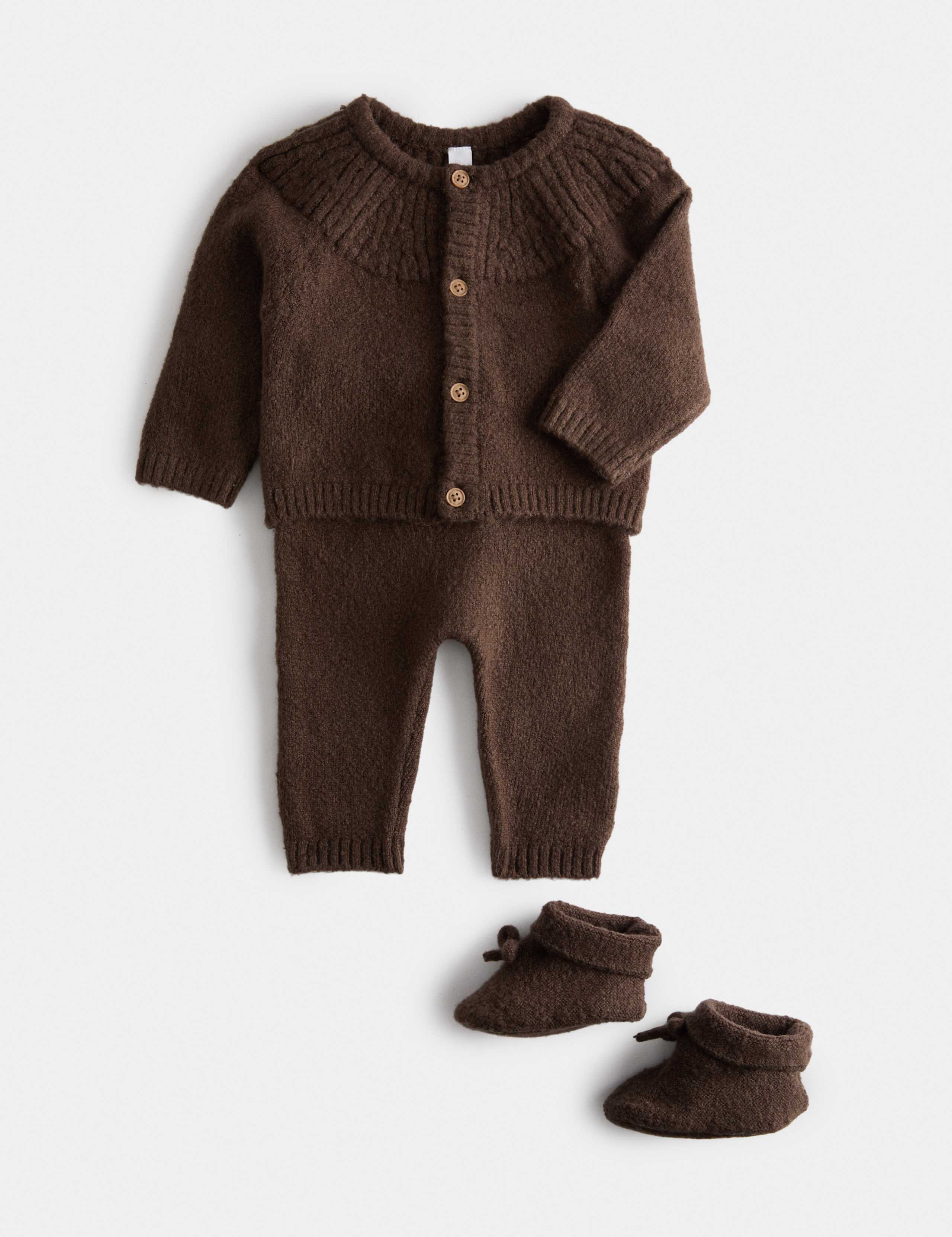 3 Piece Knitted Outfit with Booties (7lbs - 12 Mths)