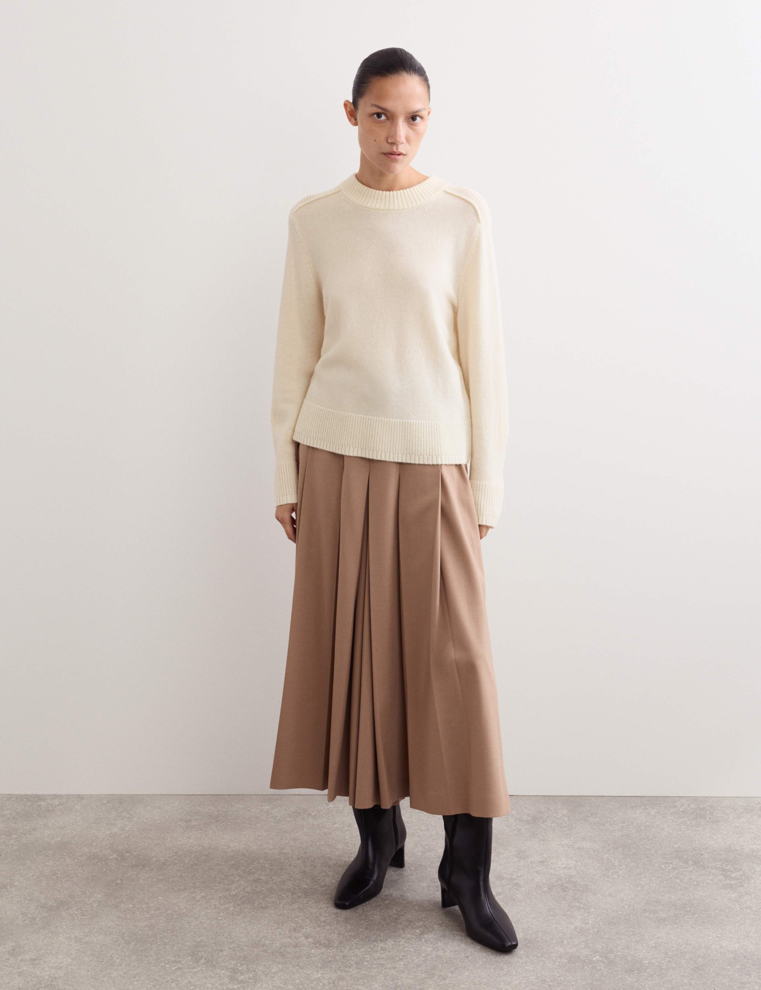 Superfine Lambswool Crew Neck Jumper