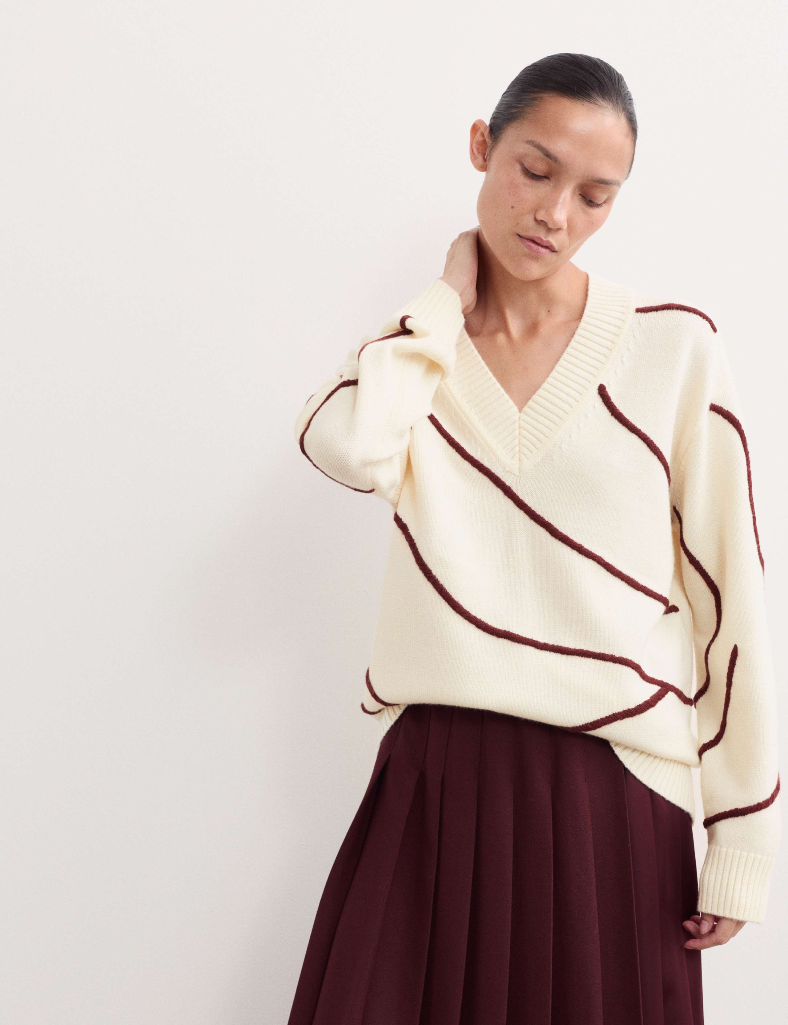 Pure Merino V-Neck Embroidered Striped Jumper