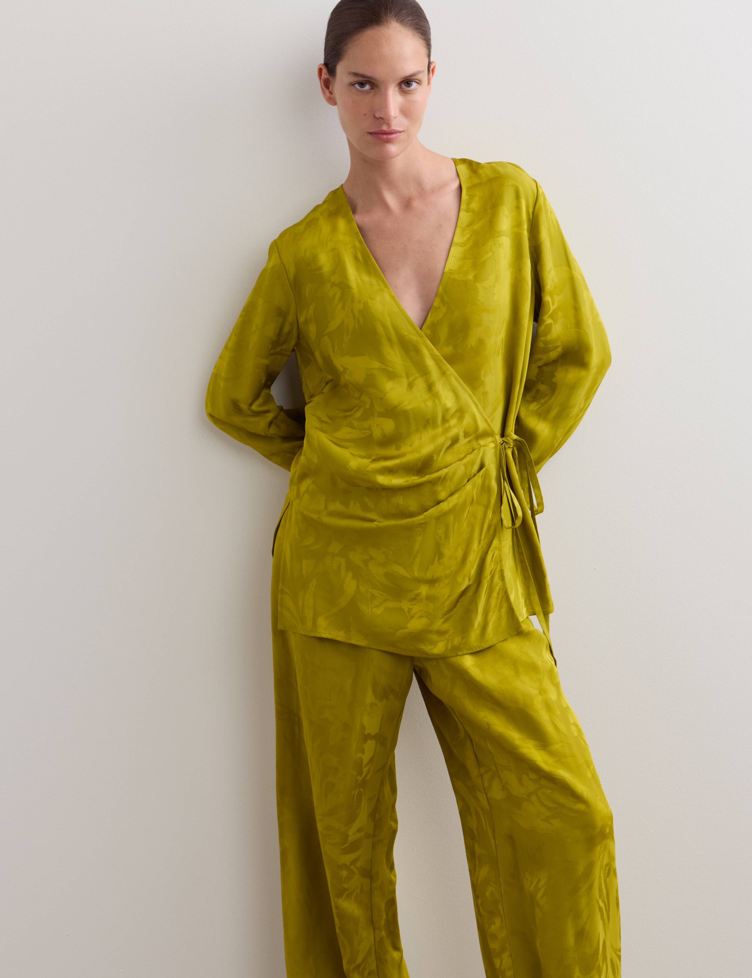 Jacquard Wrap Shirt
