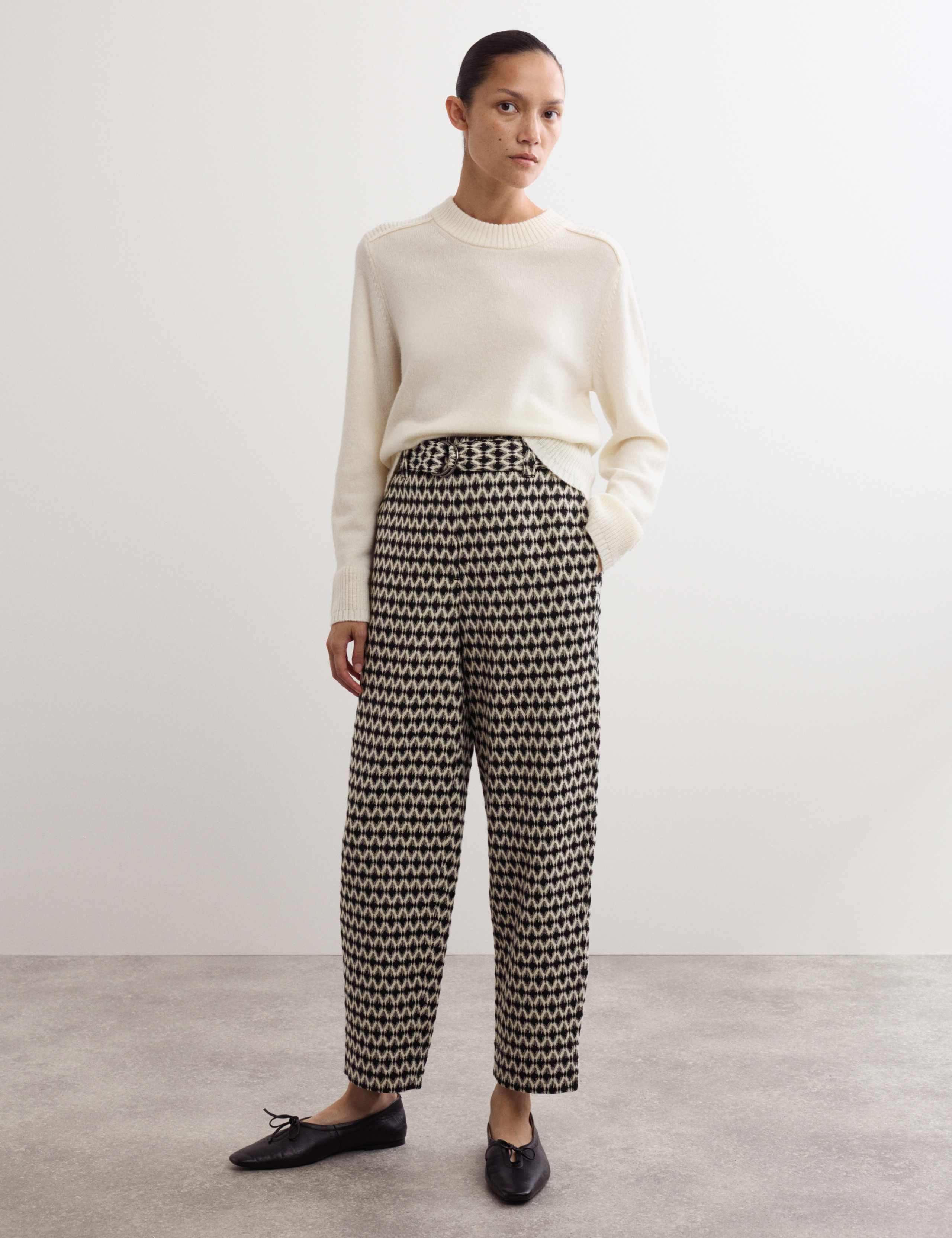 Geo Jacquard Tapered Trouser