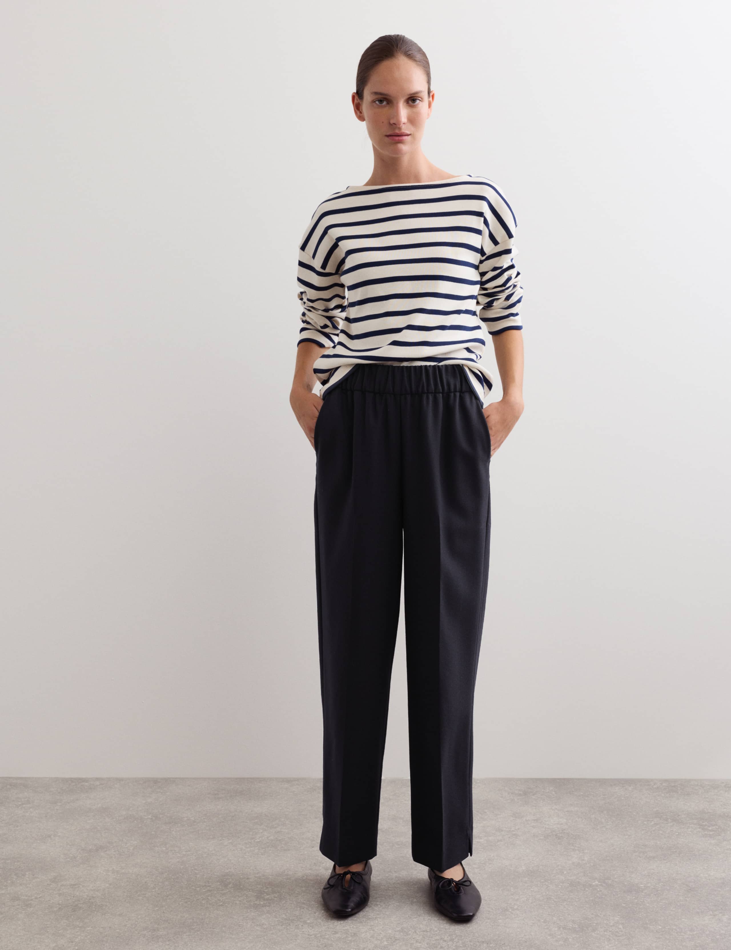 Wool Tapered Pull on Trouser