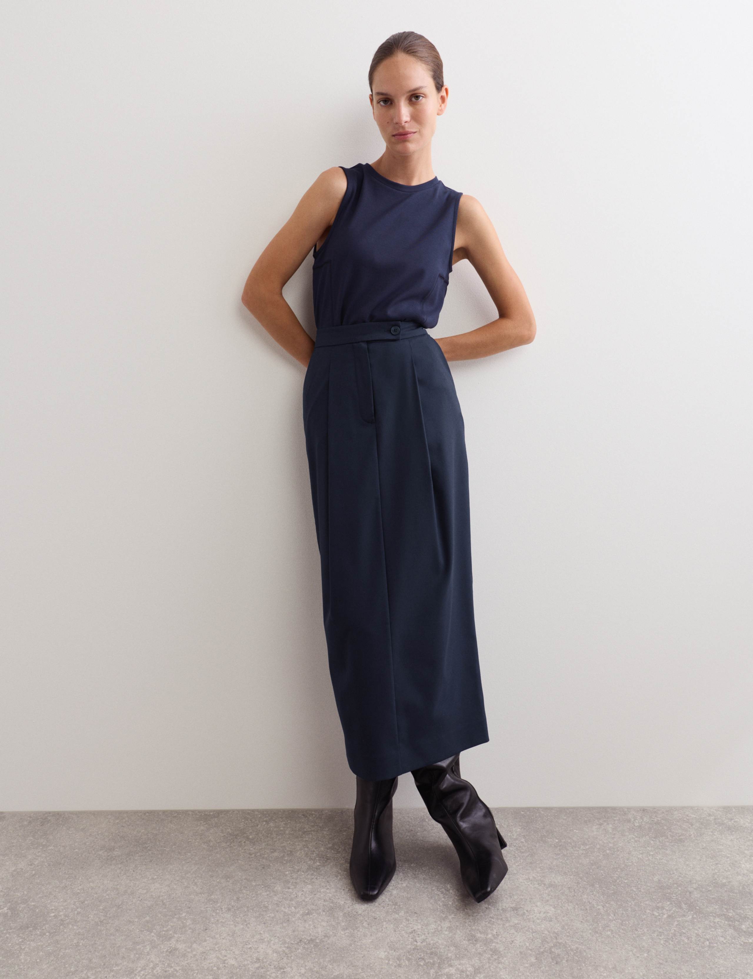 Pleated Tailored Skirt