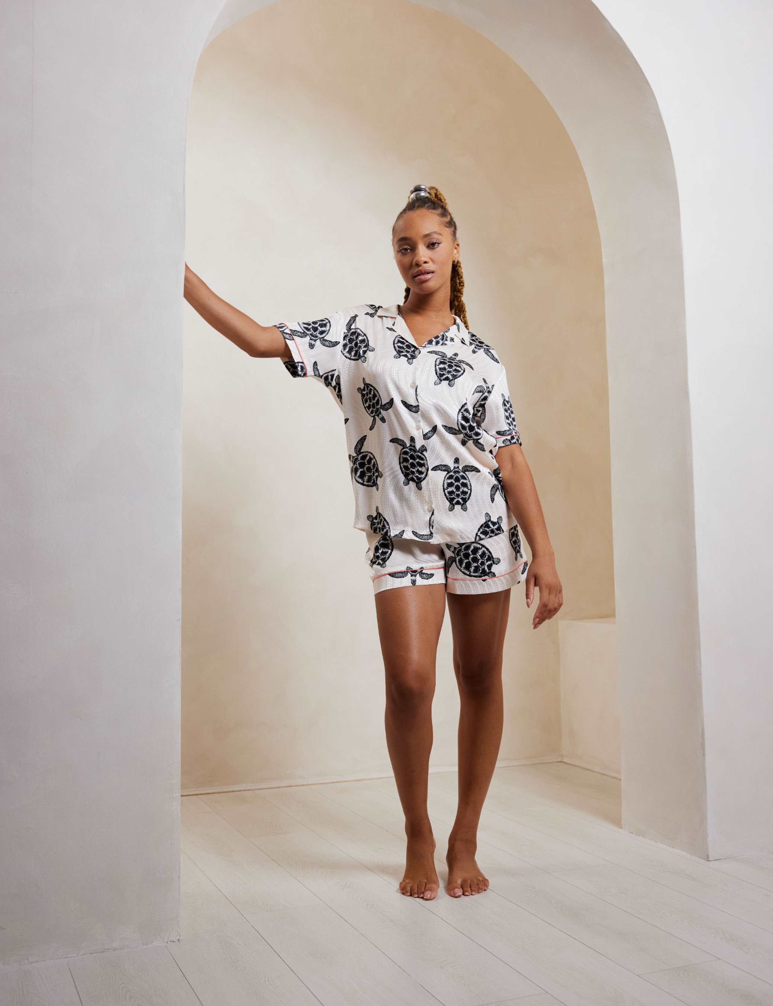 Jacquard Turtle Shortie Set