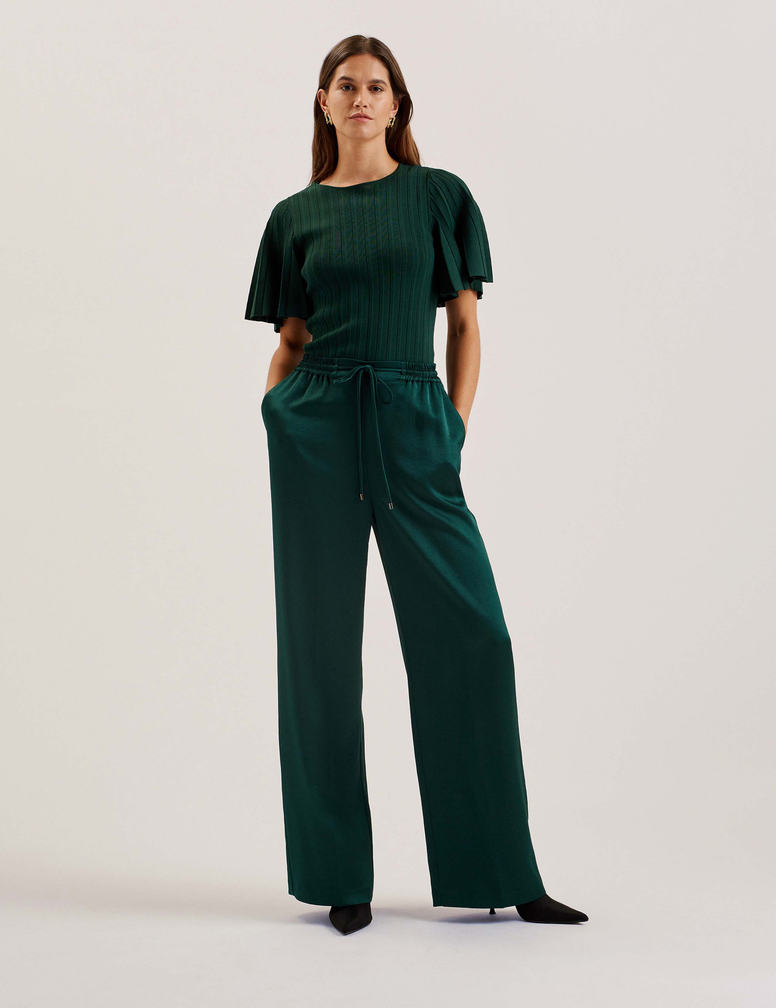 Umaibo Wide Leg Jogger