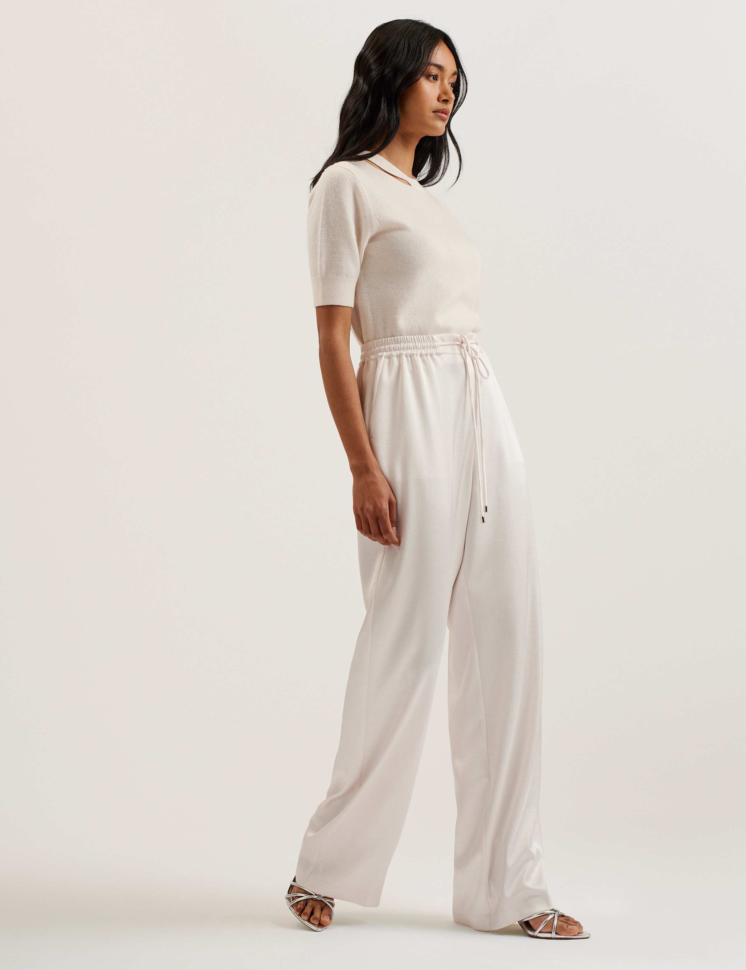 Umaibo Wide Leg Jogger