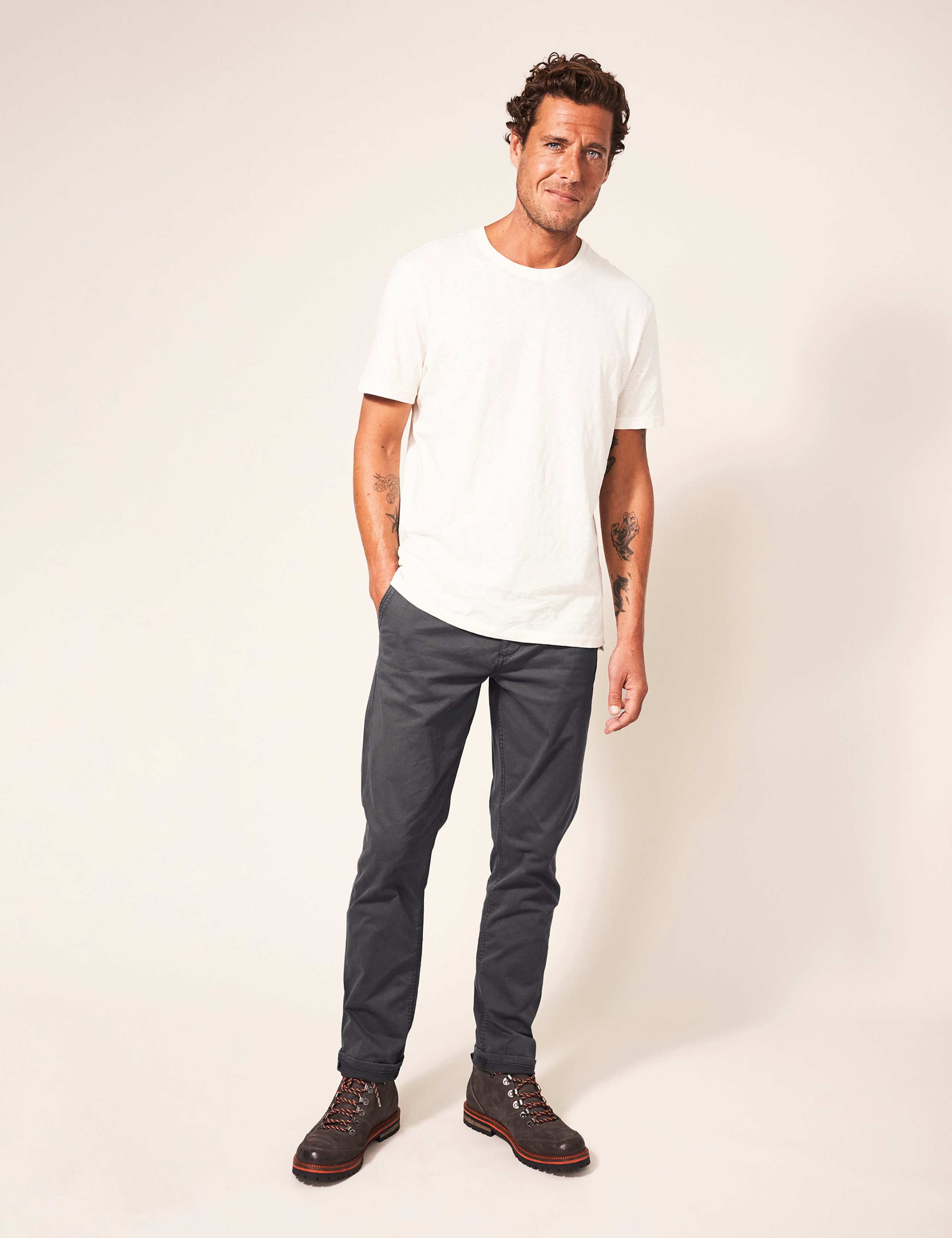 Regular Fit Chinos