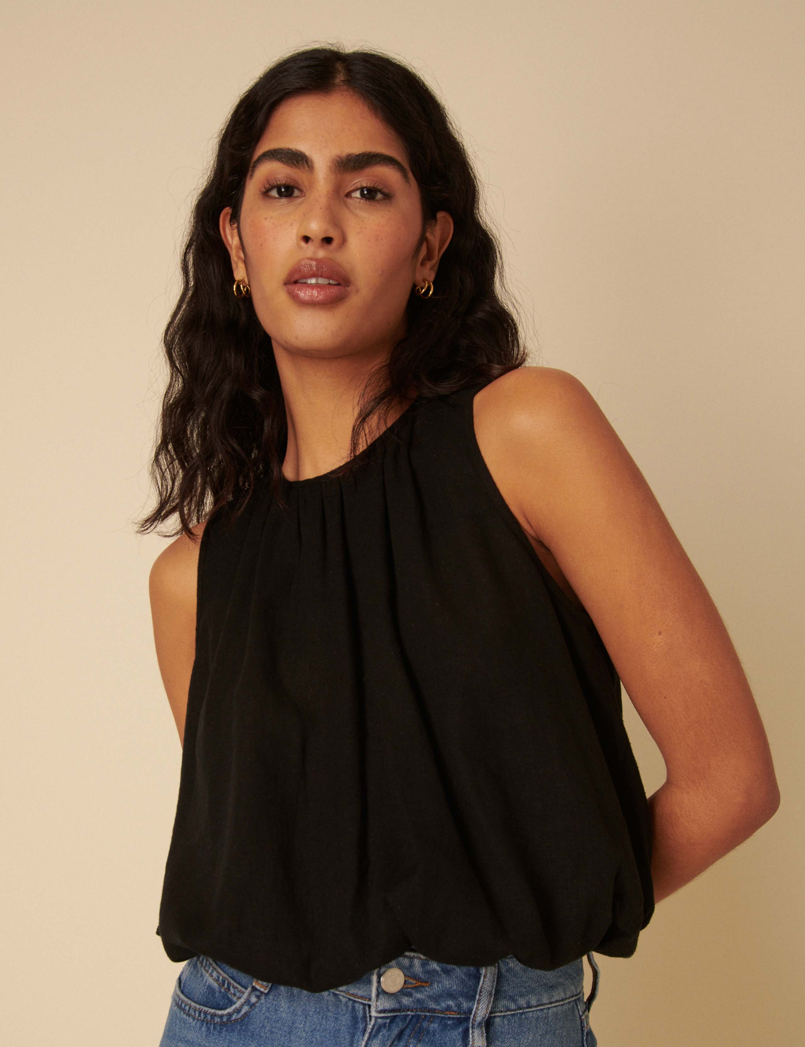 Linen Rich Bubble Hem Vest