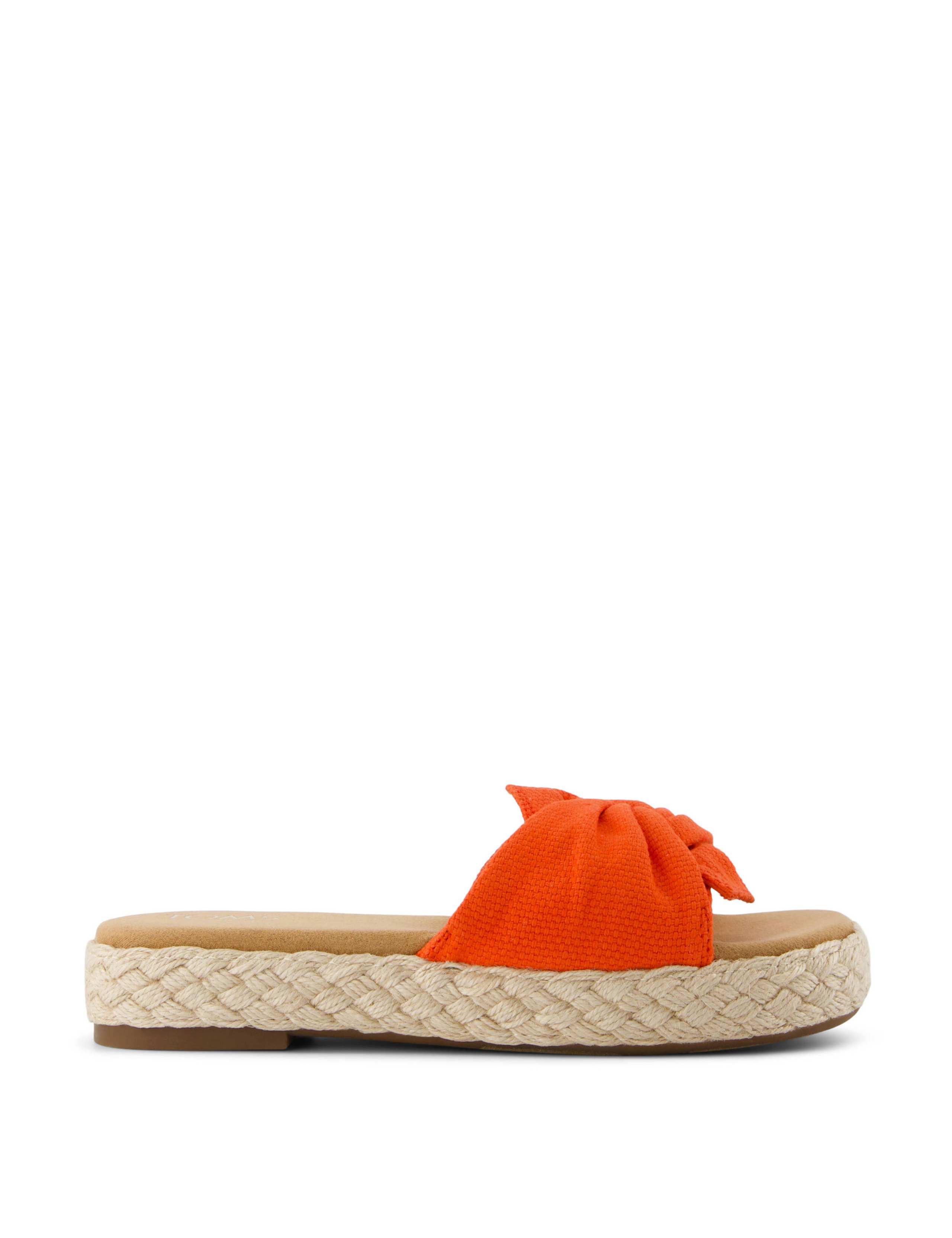 Canvas Crossover Platform Sliders