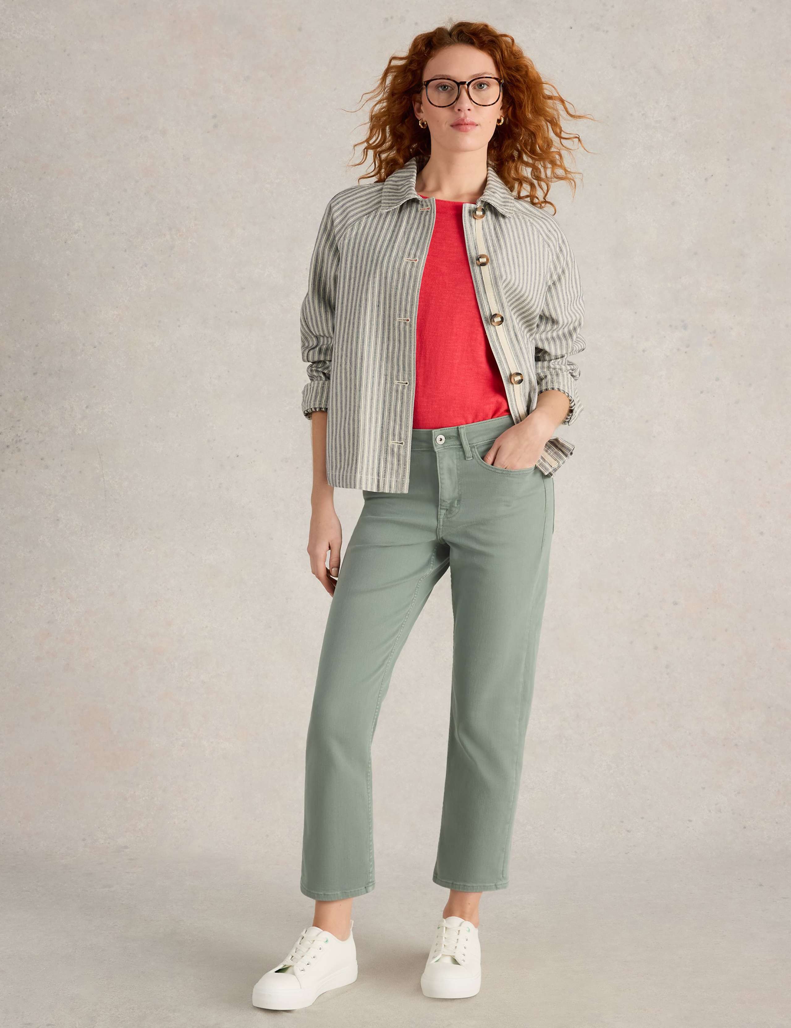 Mid Rise Straight Leg Cropped Jeans
