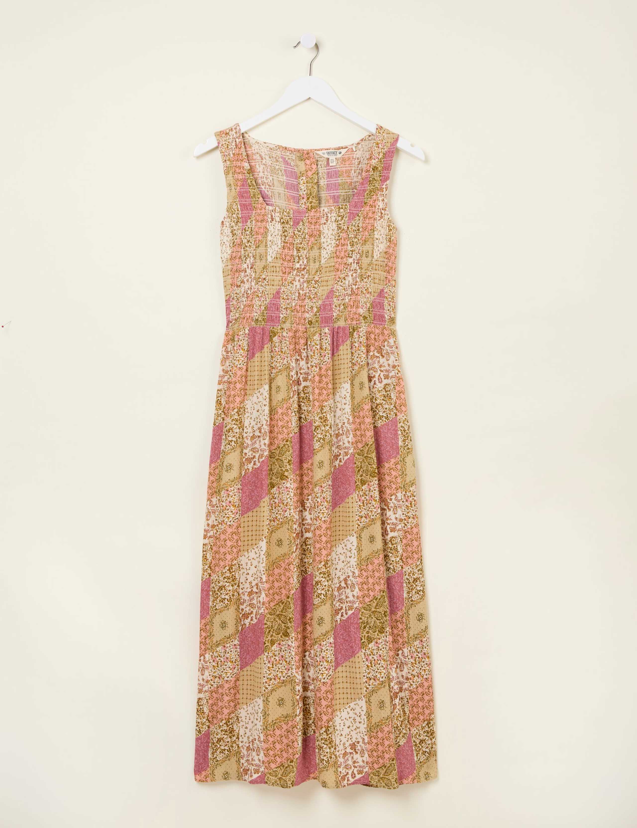 Ditsy Floral Scoop Neck Midi Shirred Dress