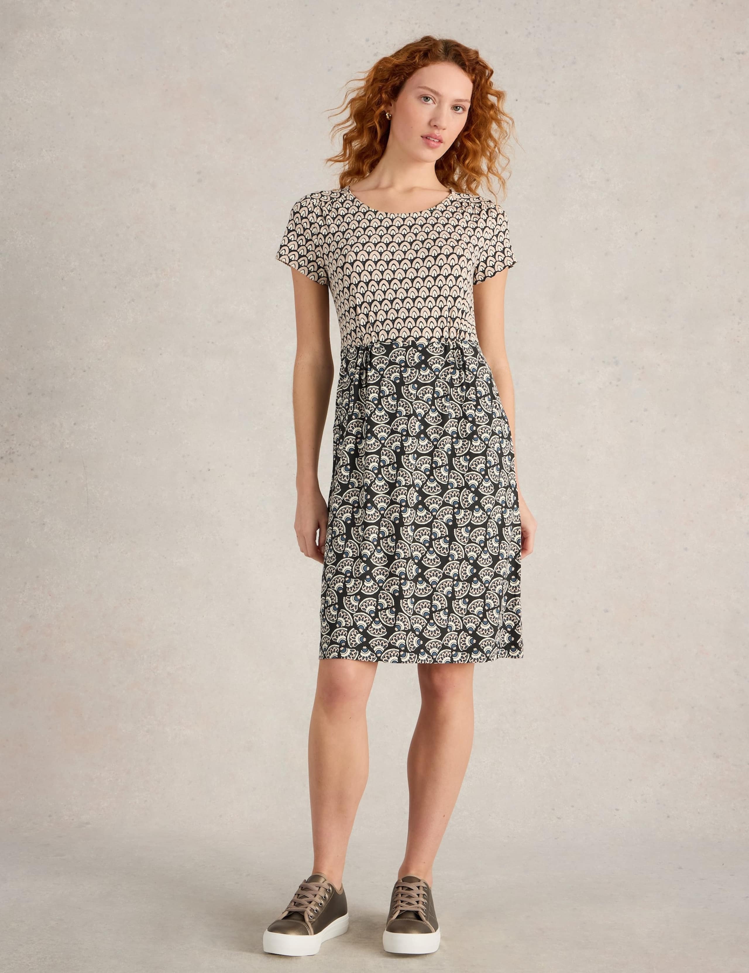 Jersey Printed Knee Length Waisted Dress