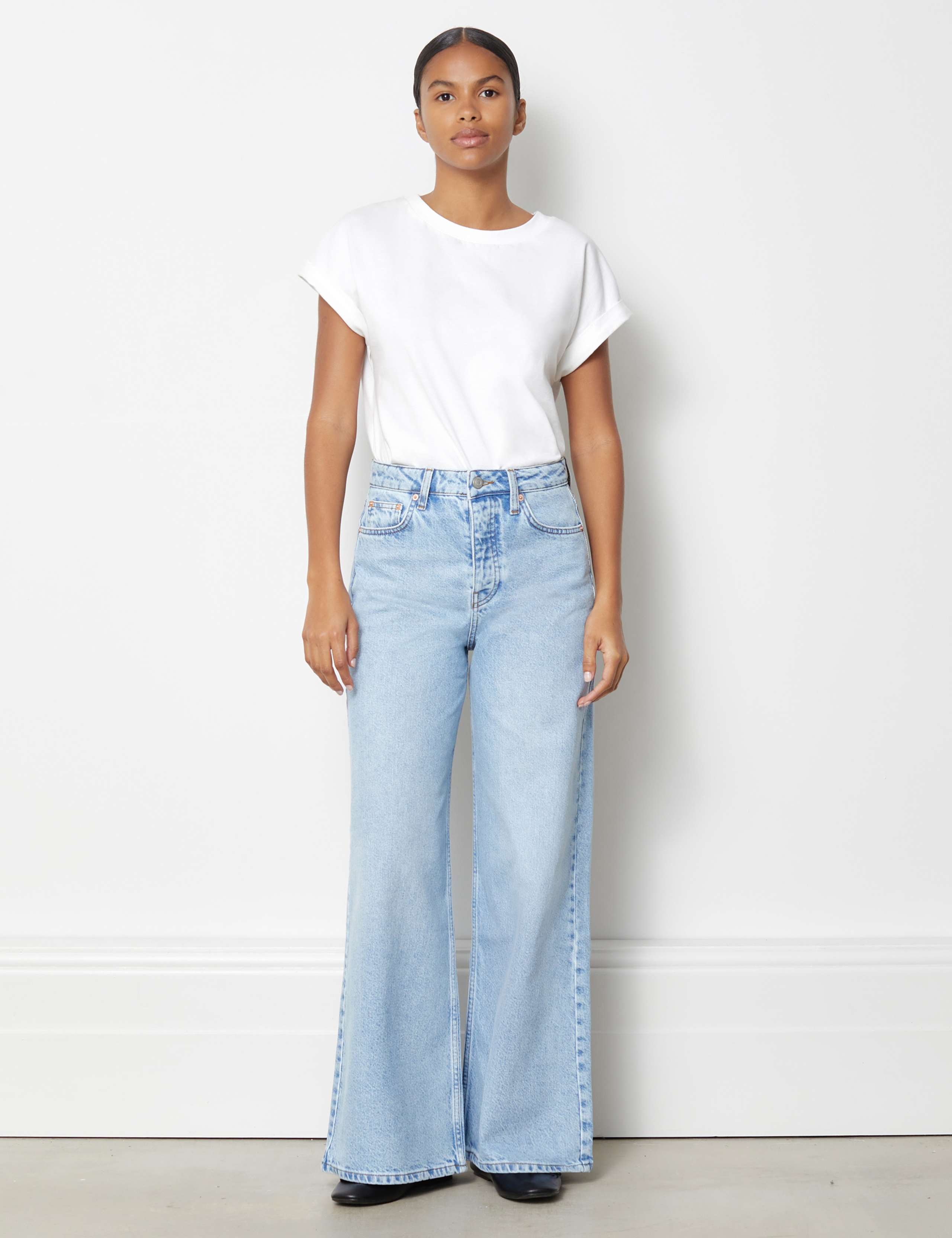 Wide Leg Jeans