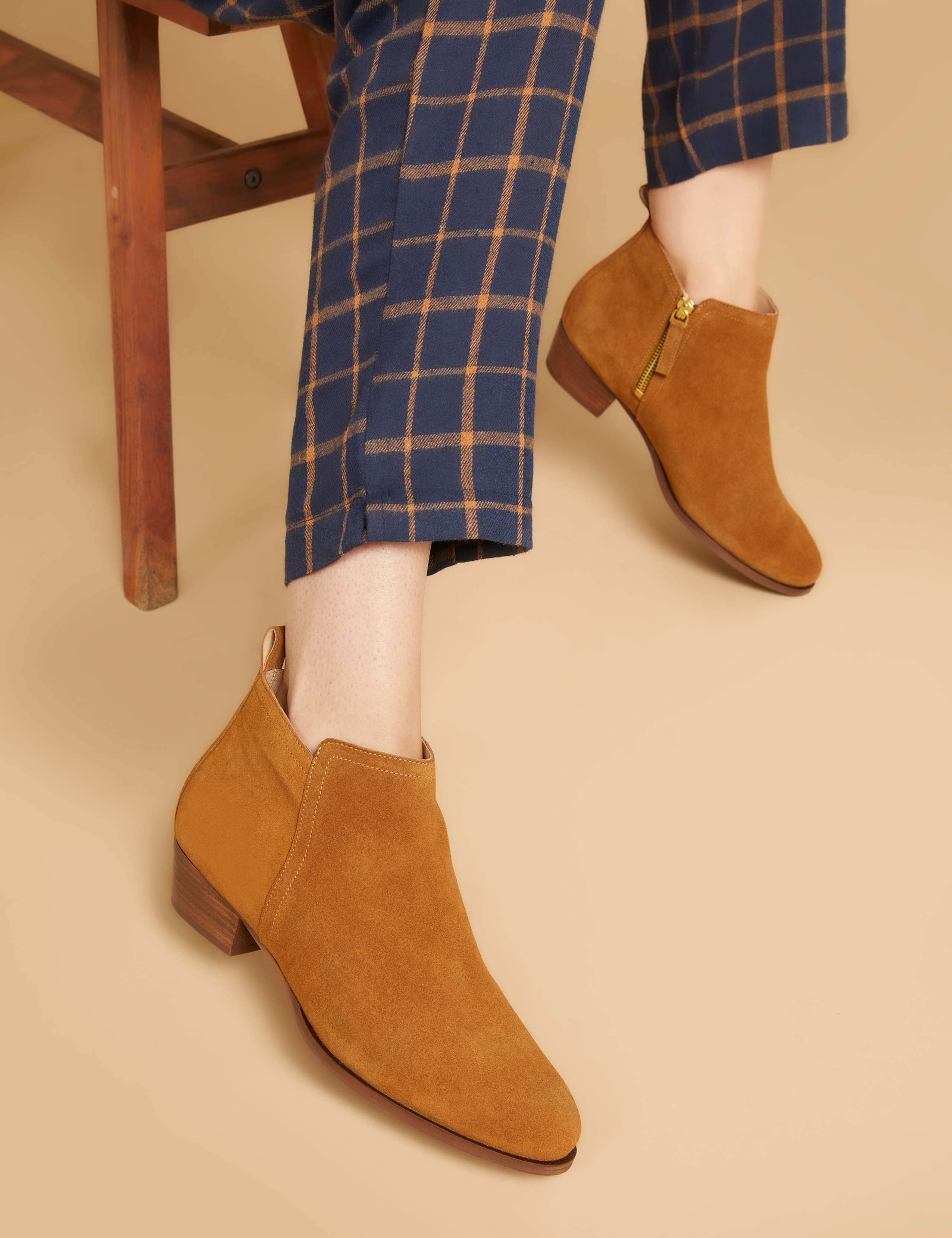 Suede Block Heel Round Toe Ankle Boots