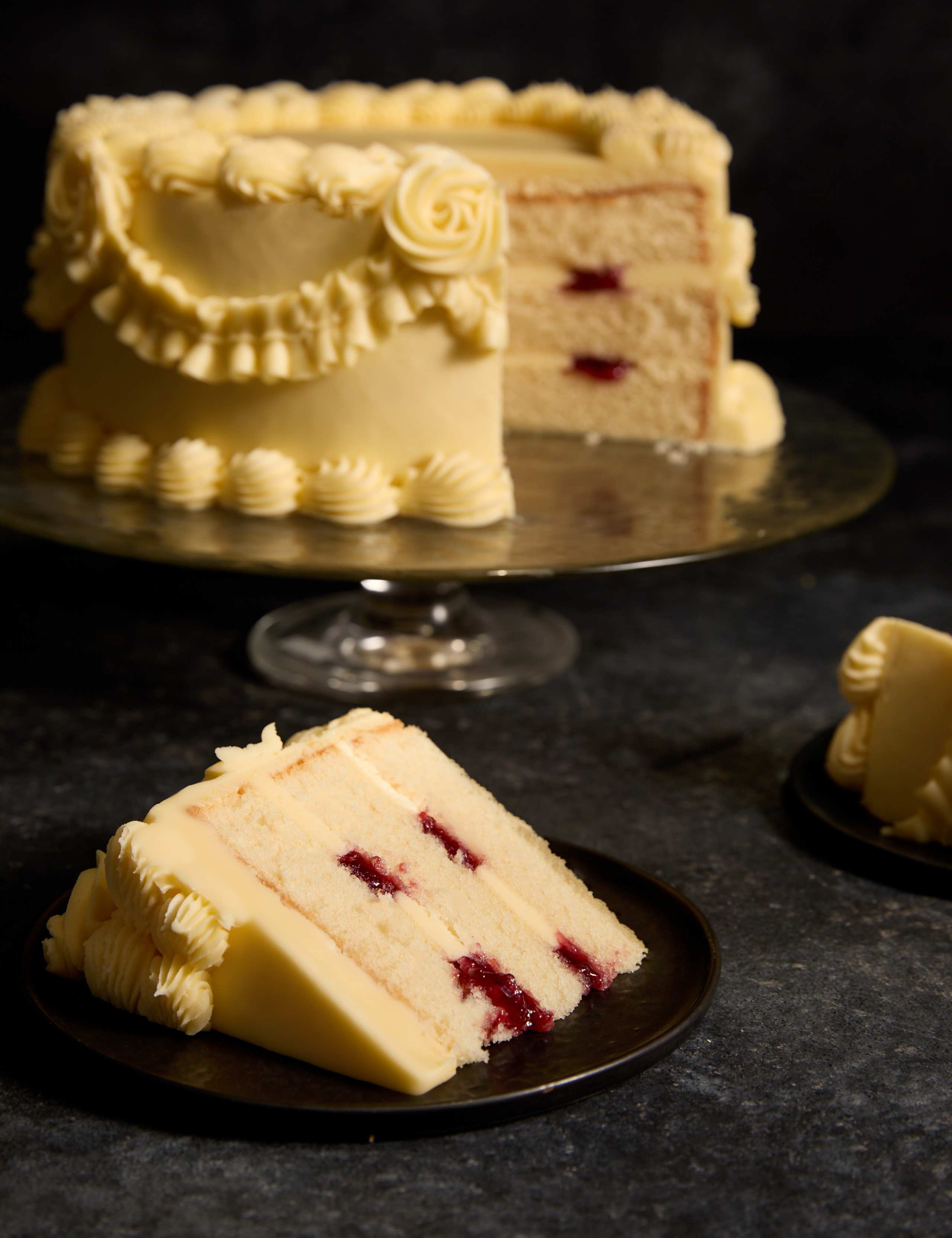 Personalised Vintage Party Cake (Serves 20)