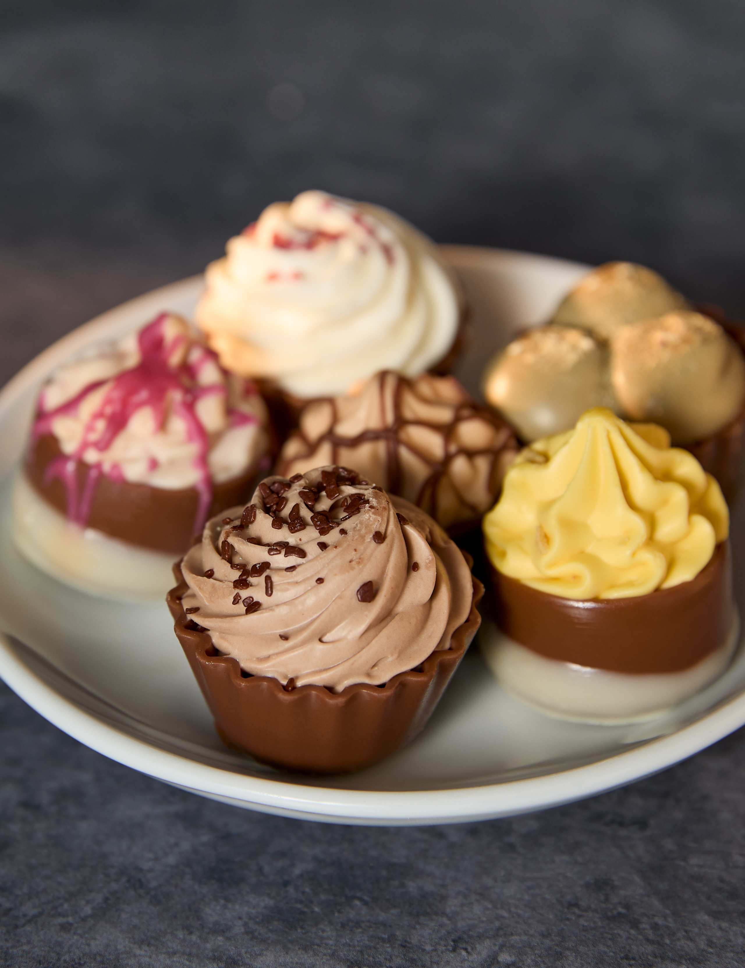 The Chocolate & Fizz Gift Box