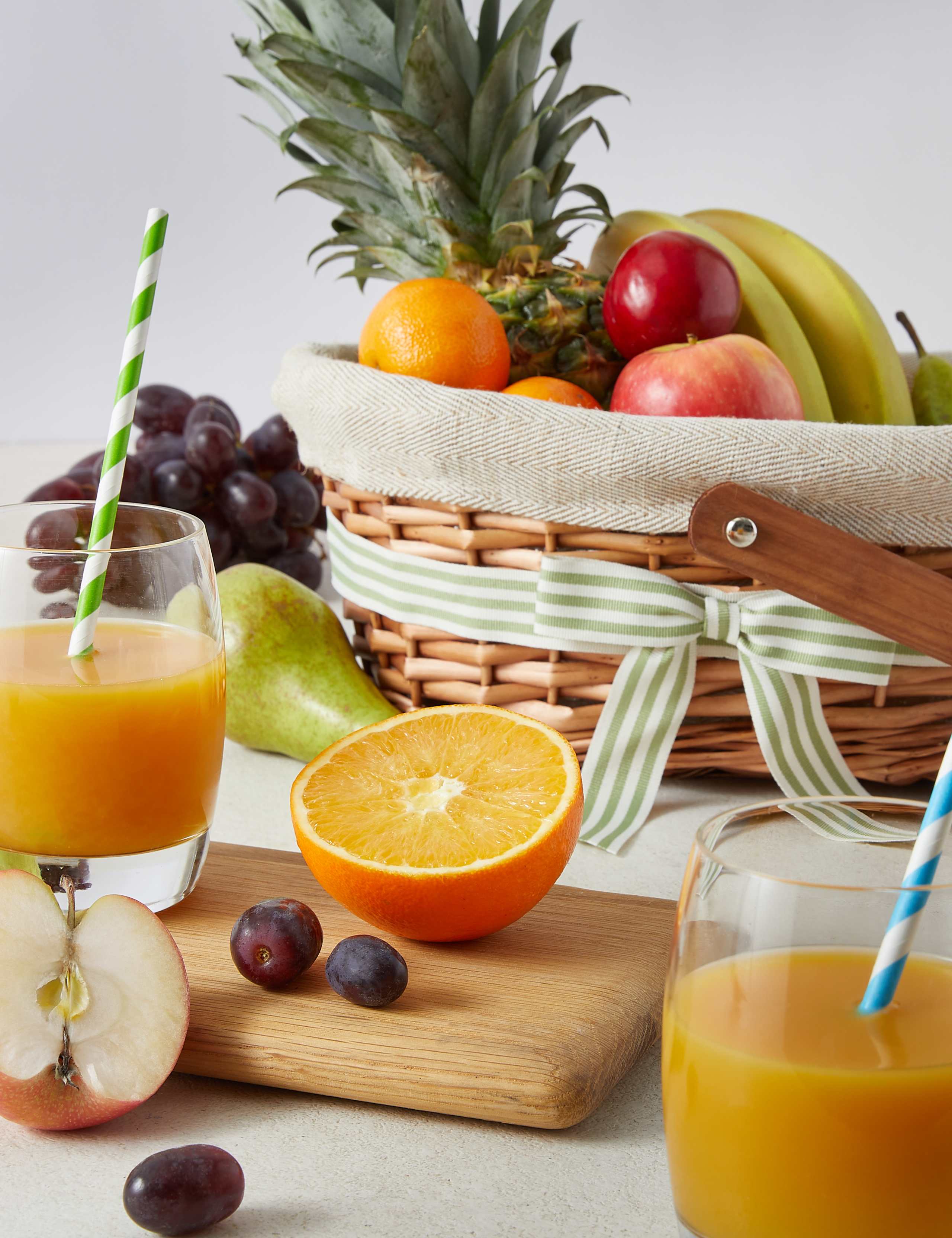 Medium Fresh Fruit Basket