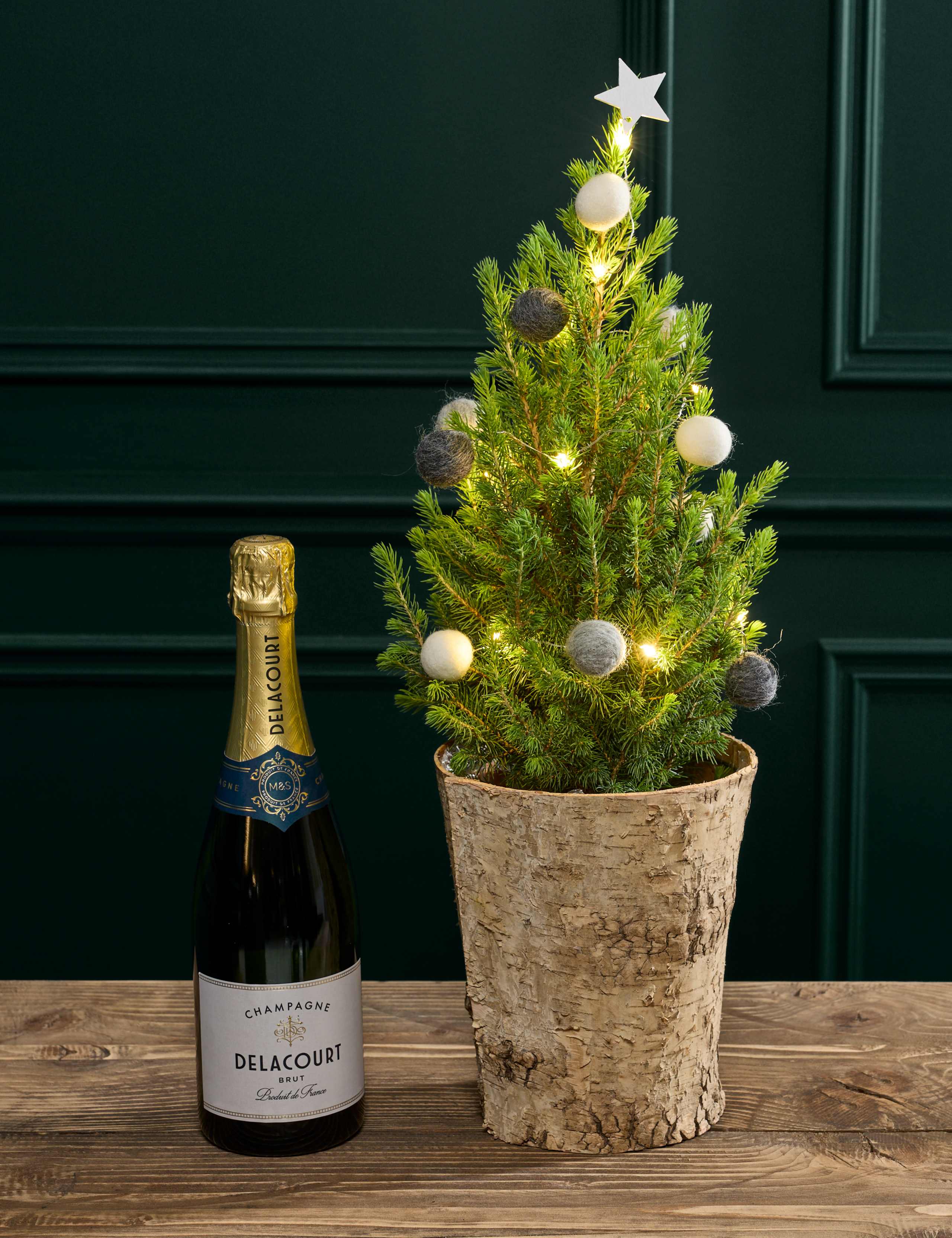 Natural Decorated Christmas Tree with Champagne