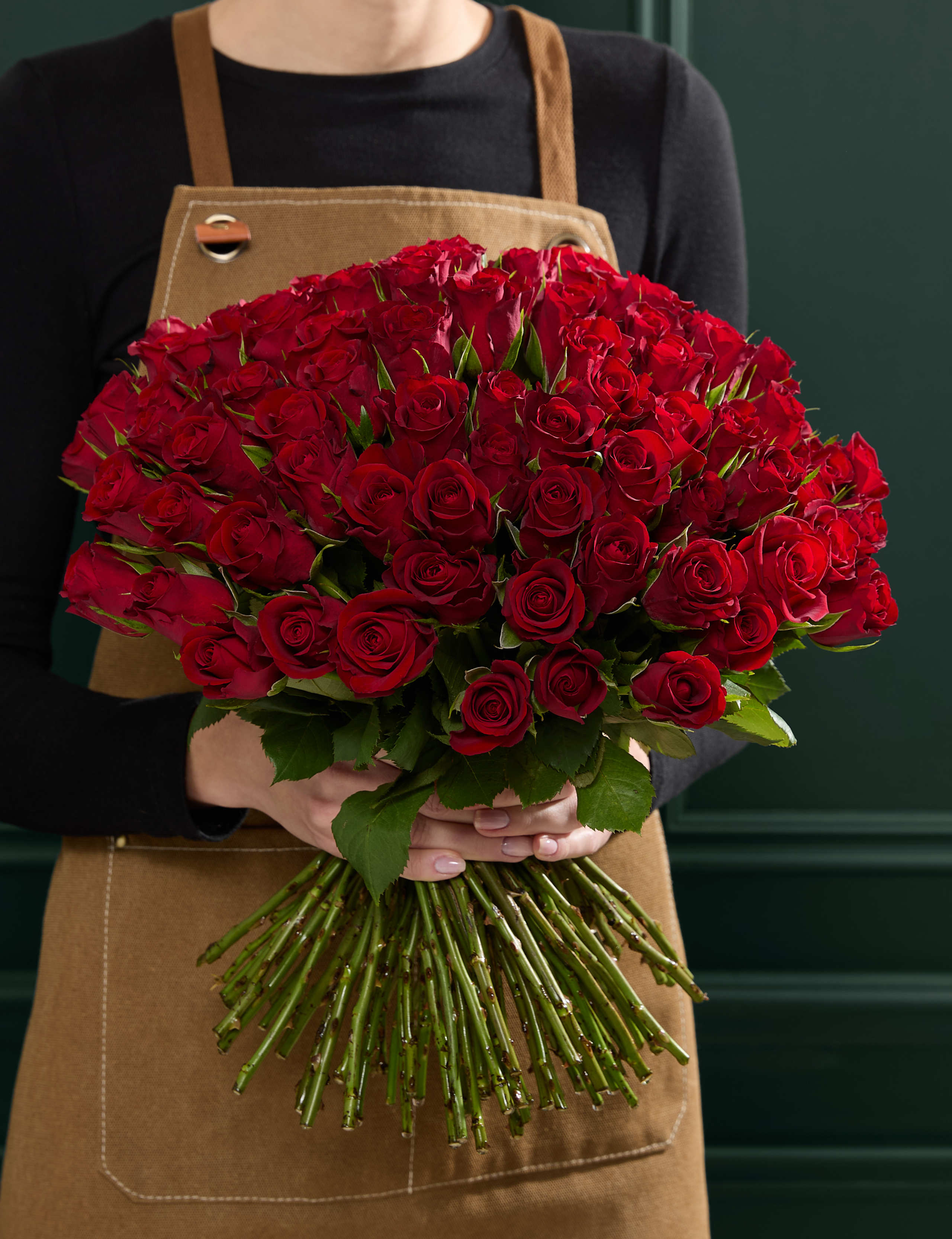 Valentine's 100 Romantic Red Roses Bouquet