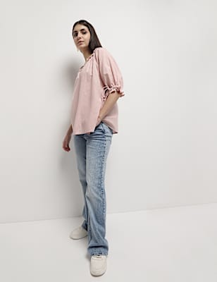 Linen Rich Ruffled Neck Blouson Top