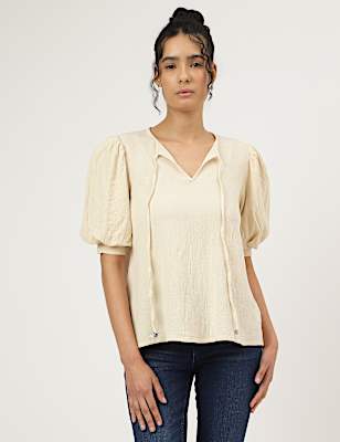 Tie-Up Neck Half Sleeves Top