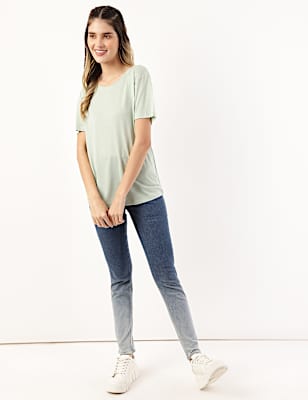 Relaxed Fit Crew Neck Tee