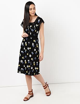 Linen Mix Lace Detailed Dress