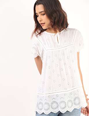 Pure Viscose Embroidered Keyhole Neck Top