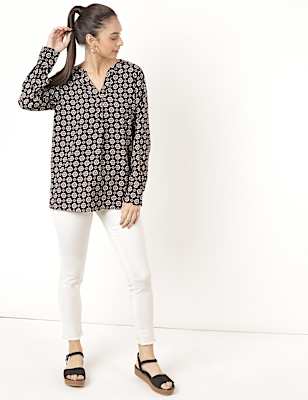 Floral V-Neck Blouse