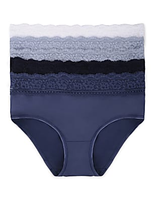 Mid Rise Laced Shorts