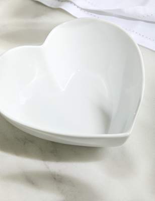 Maxim Medium Heart Serving Bowl