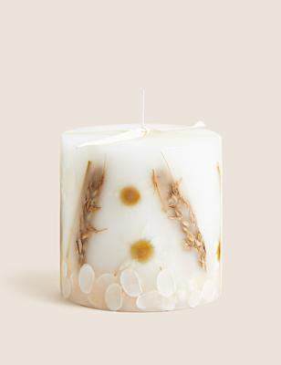 Shell Botanical Candle